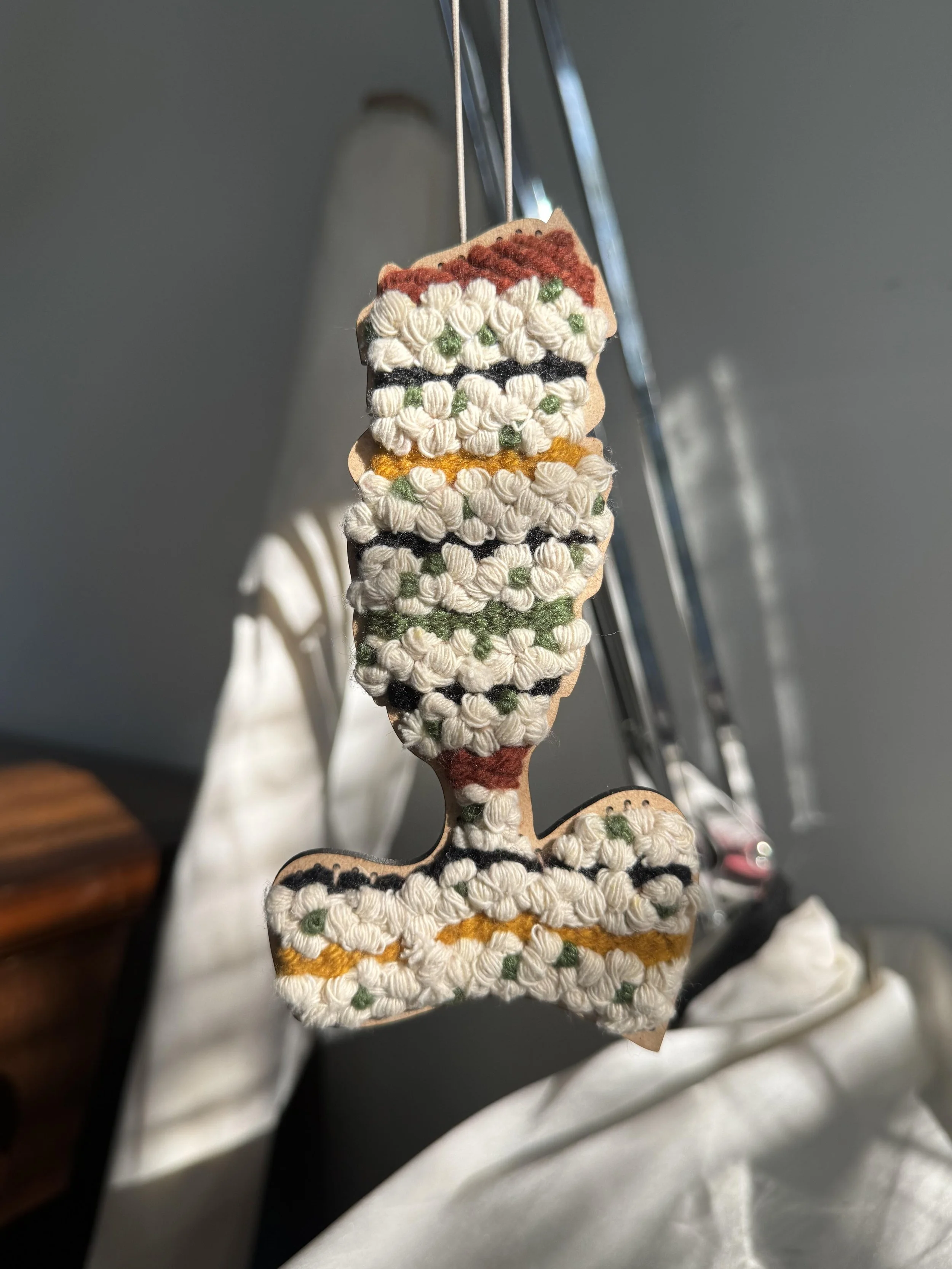 Mini Neika (Black, Green, Red, Gold, Ivory)