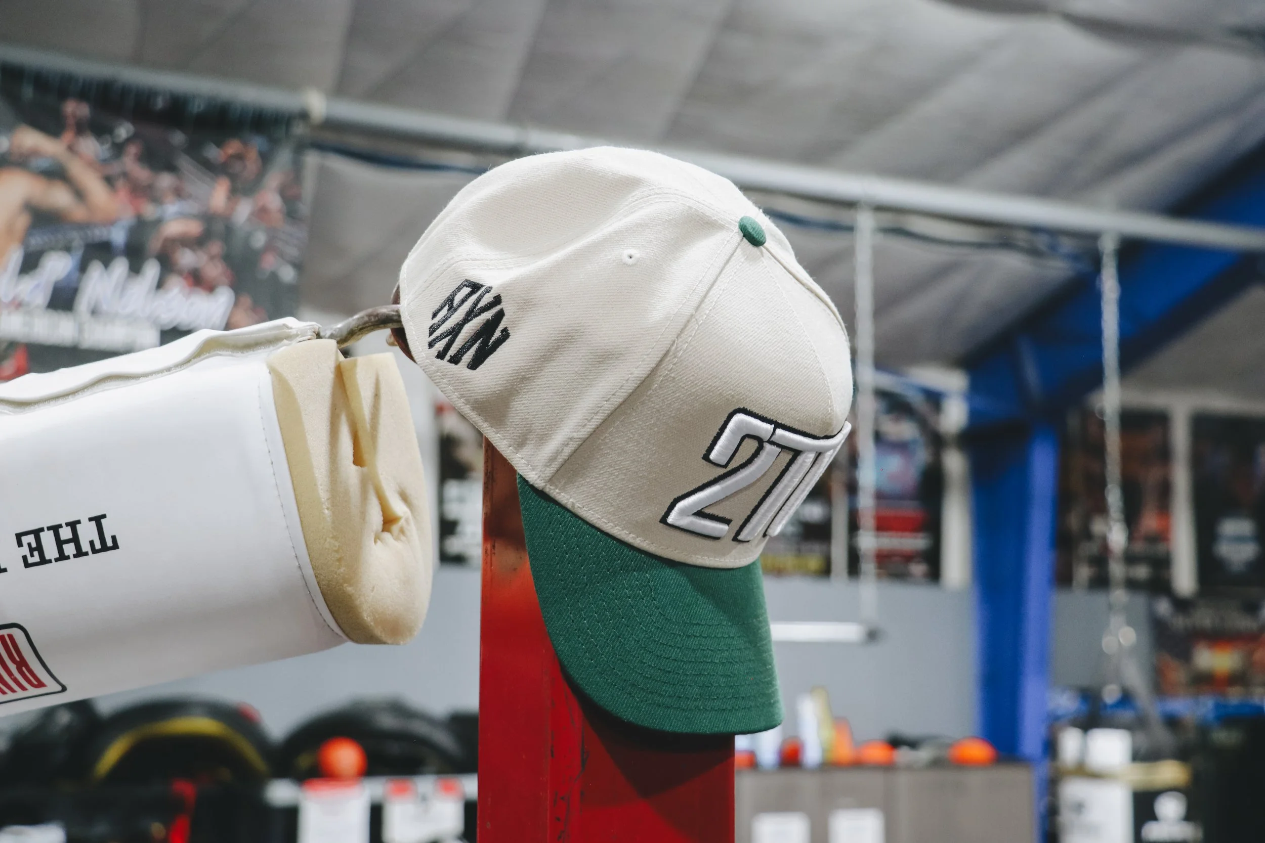 '2TO' Green Cap
