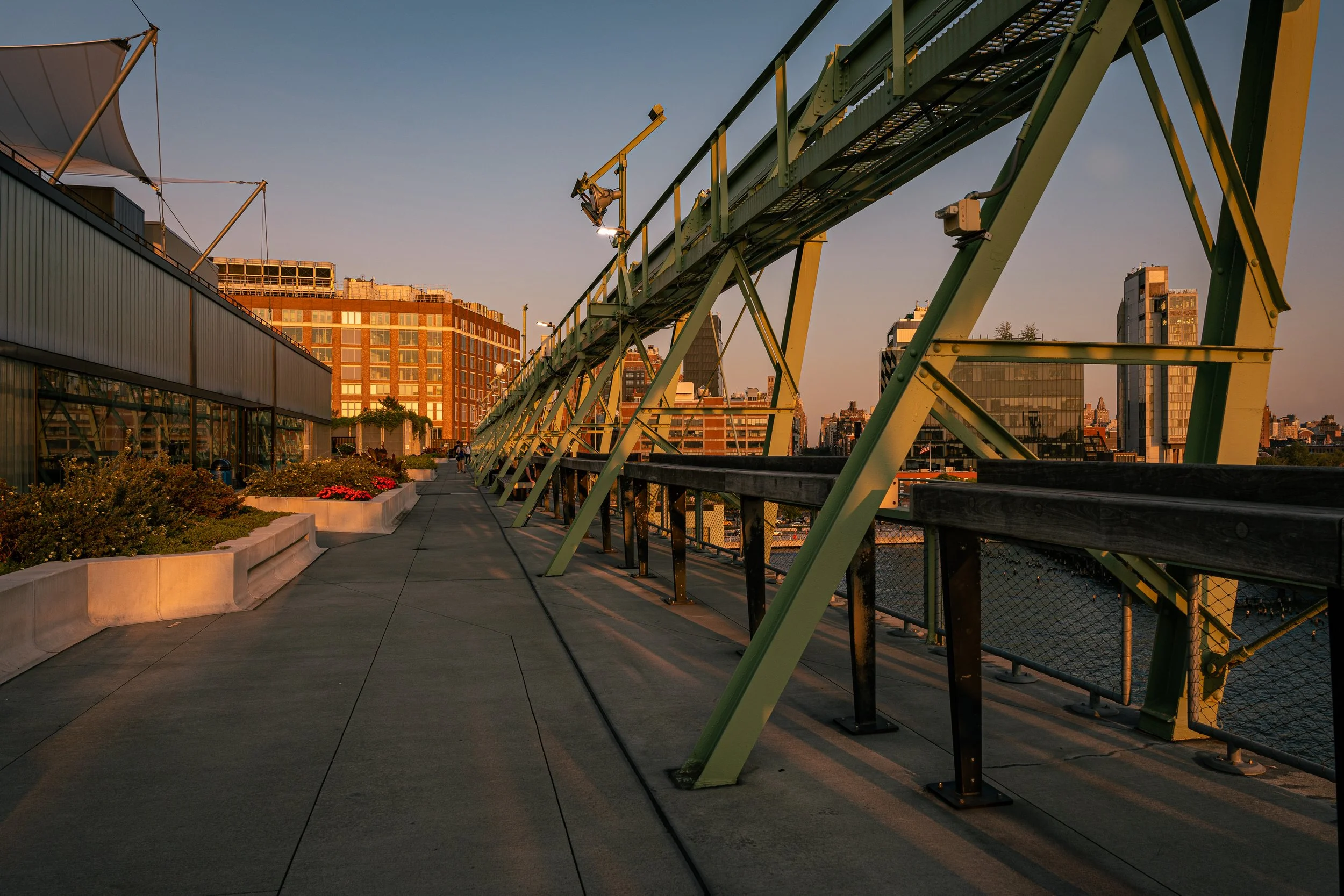 The architecture on the rooftop of Pier 57, 2021