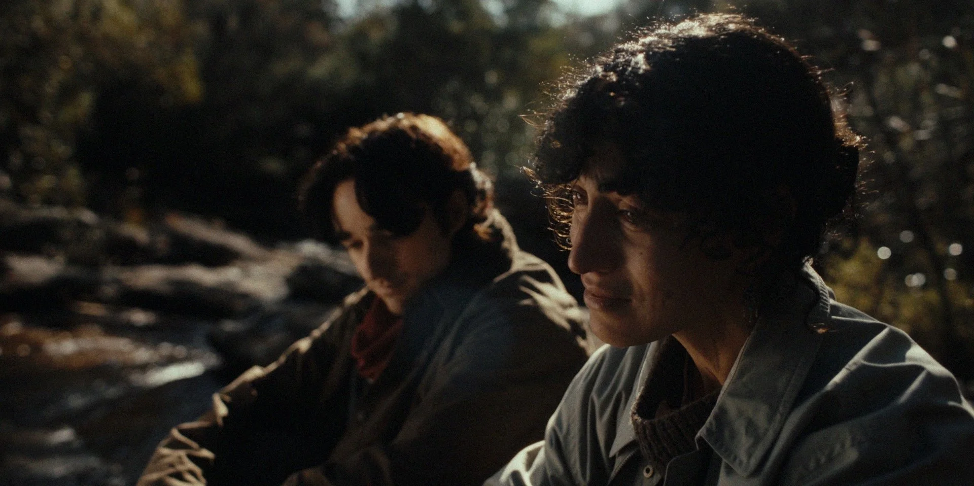 Solo un poco aquí_Still 03.jpg