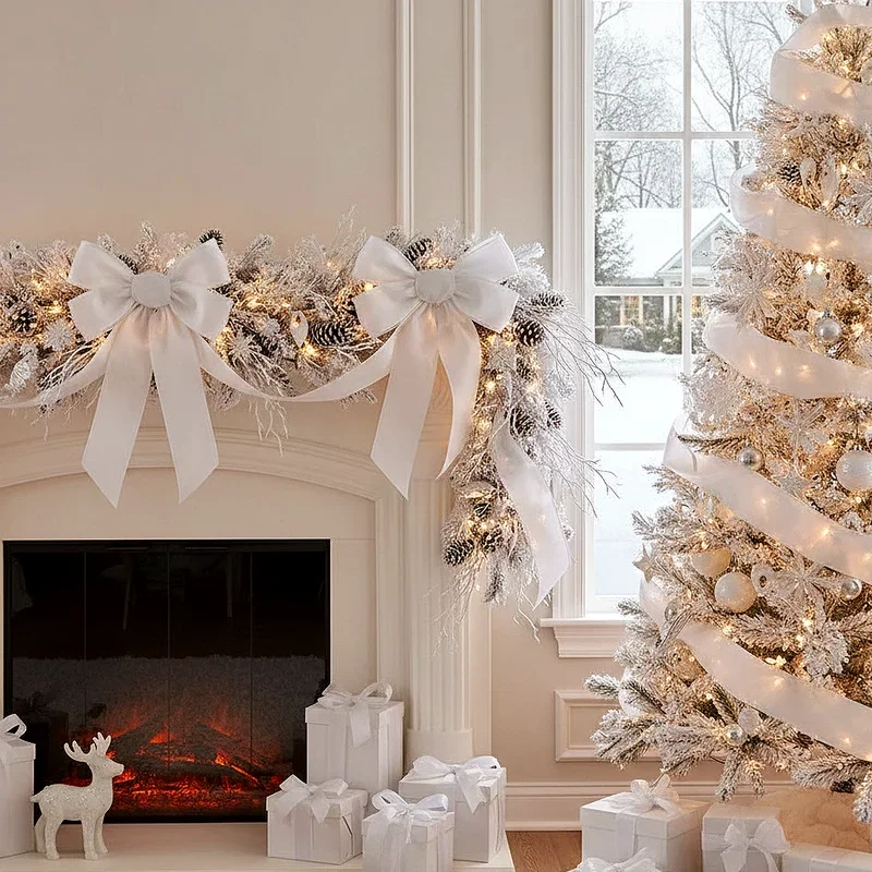 White Christmas Decoration Ideas