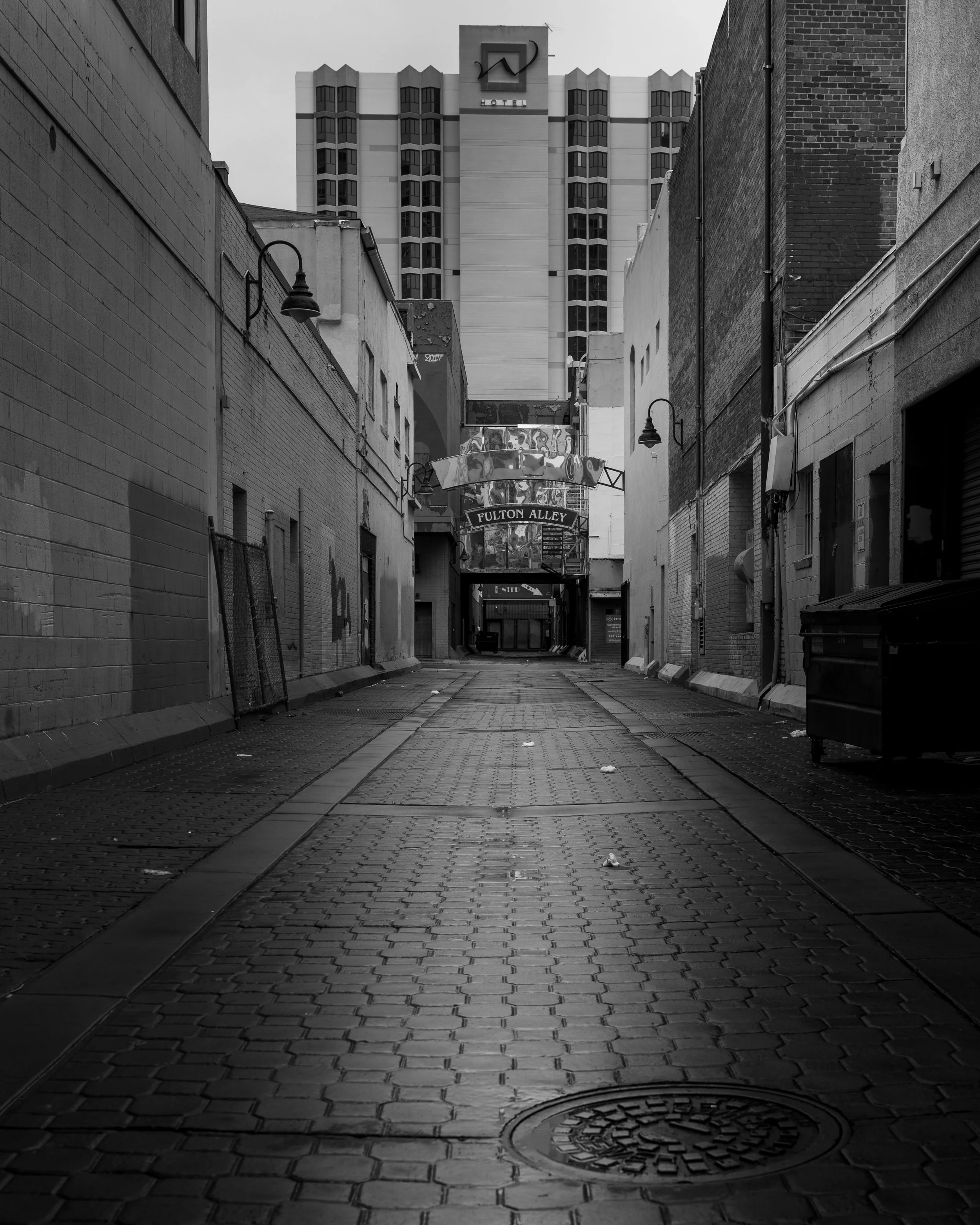 Squarespace Reno street photography 4 B&W.jpg