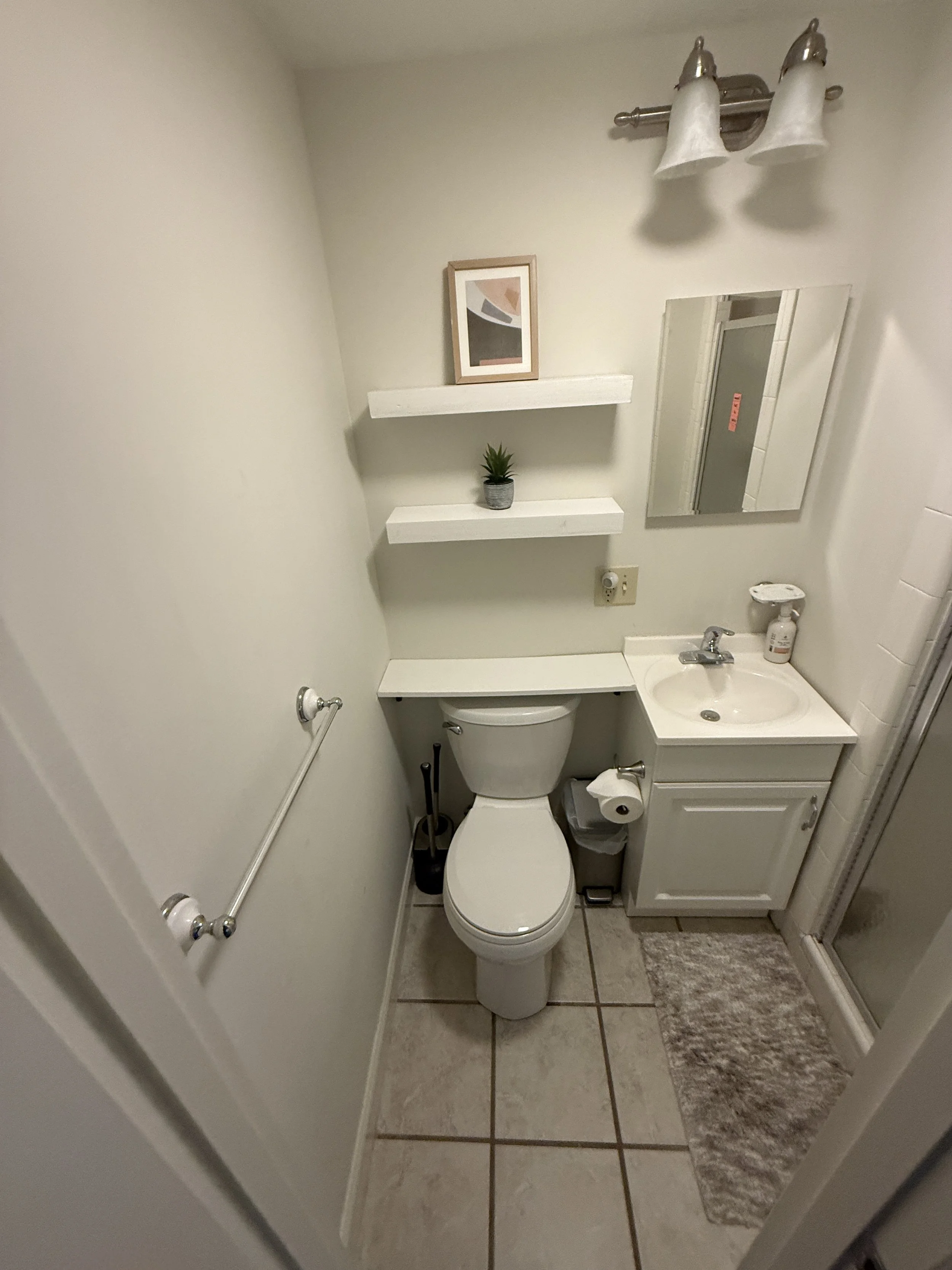 Bathroom 2 Before