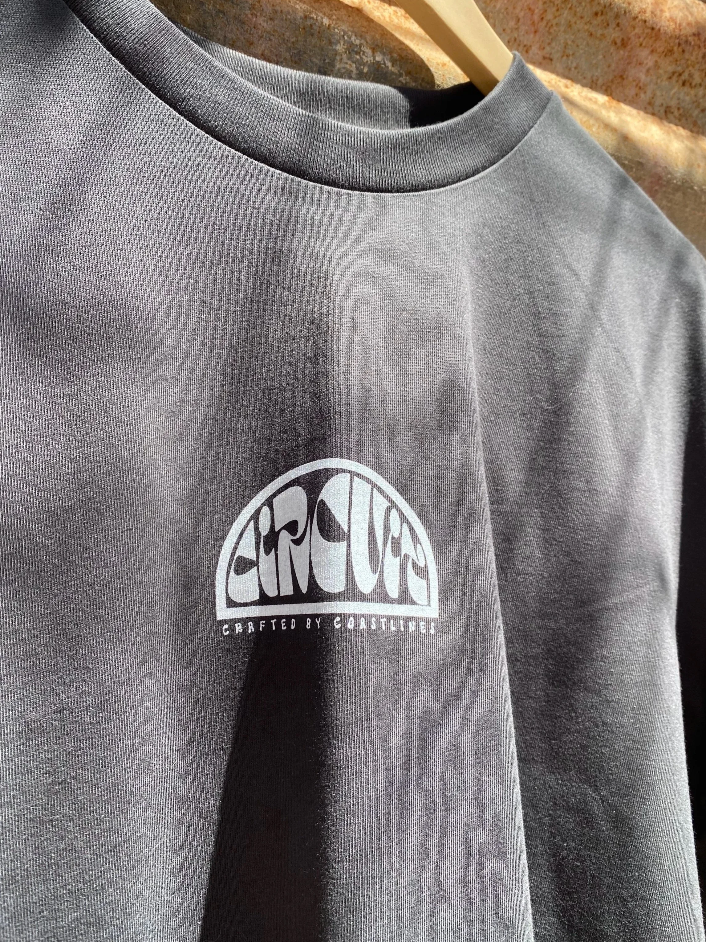 CIRCUIT Surf - Half Moon Tee
