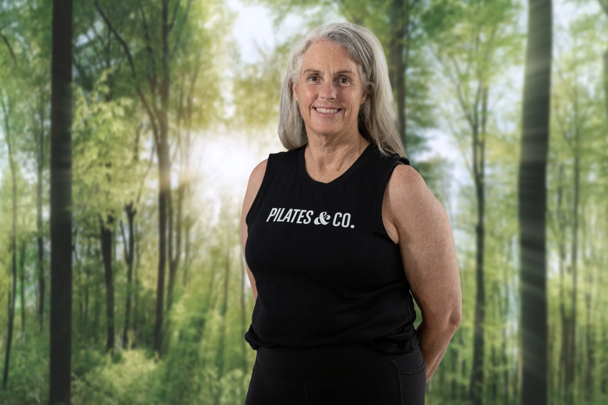 TANIA - PILATES & CO. INSTRUCTOR