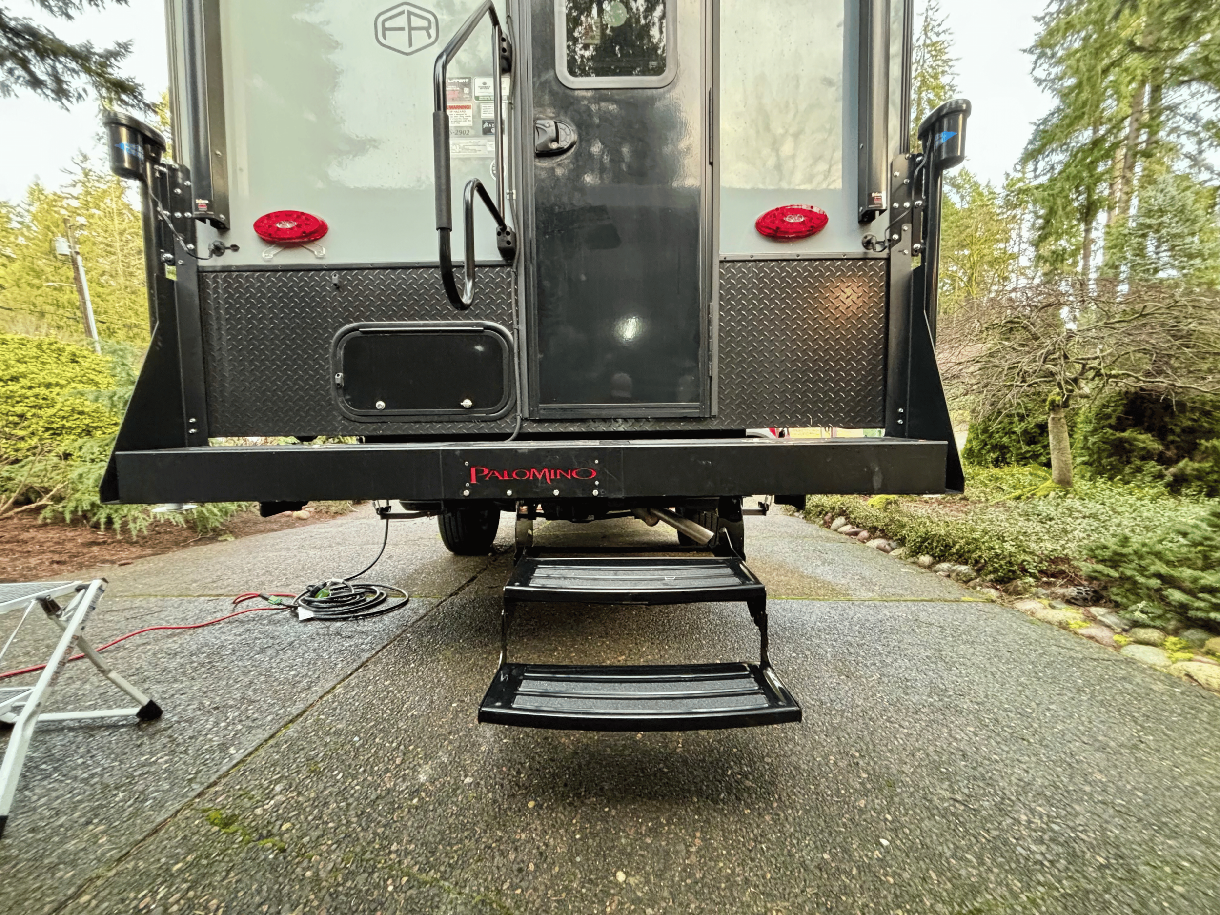 Mobile RV Repair - Entry steps installation