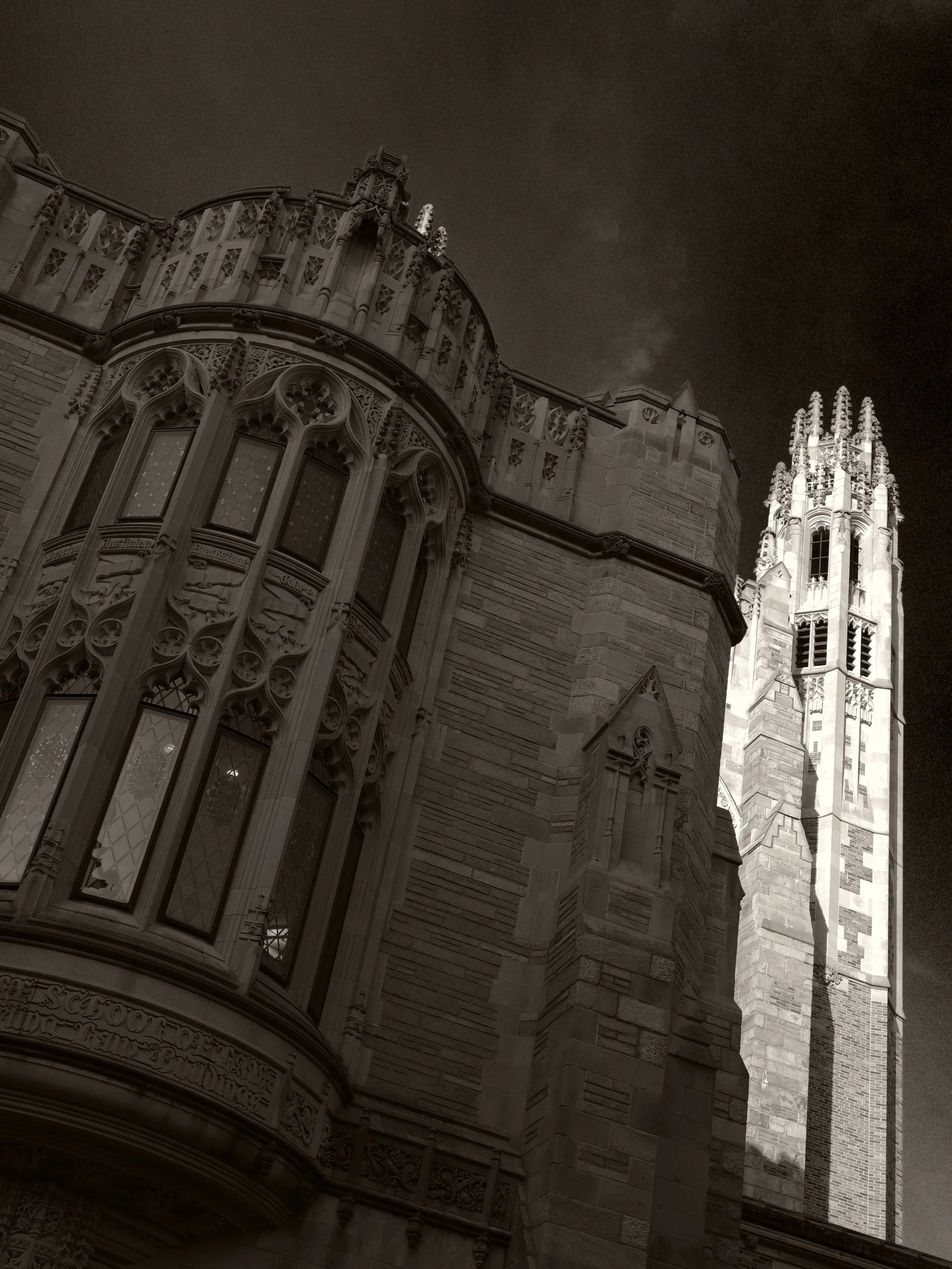 New Heaven, CT
Yale University
Ricoh GR IIIX (SOOC)