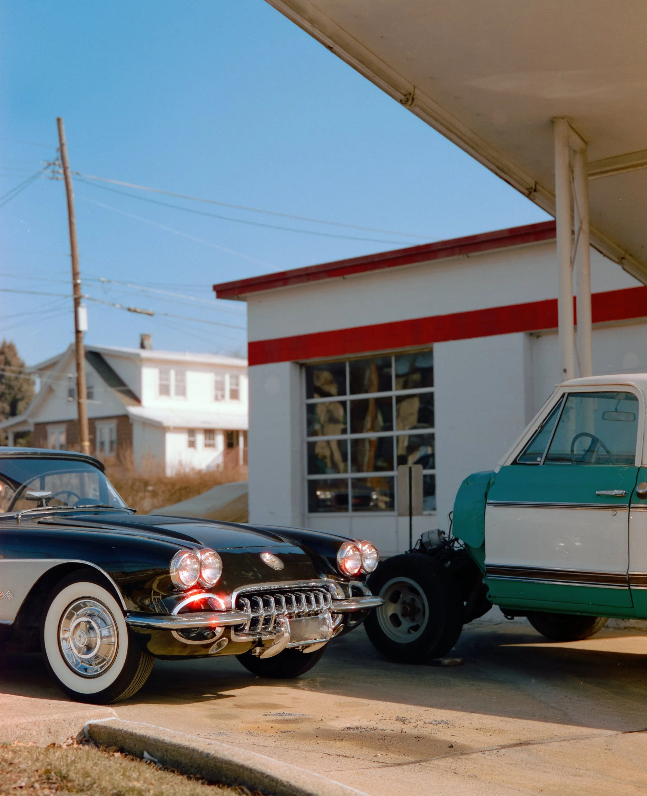 Gulfstream Book. 
Philadelphia, USA' 26
Camera: Mamiya RB67 Pro SD
Film: Cinestill 50D