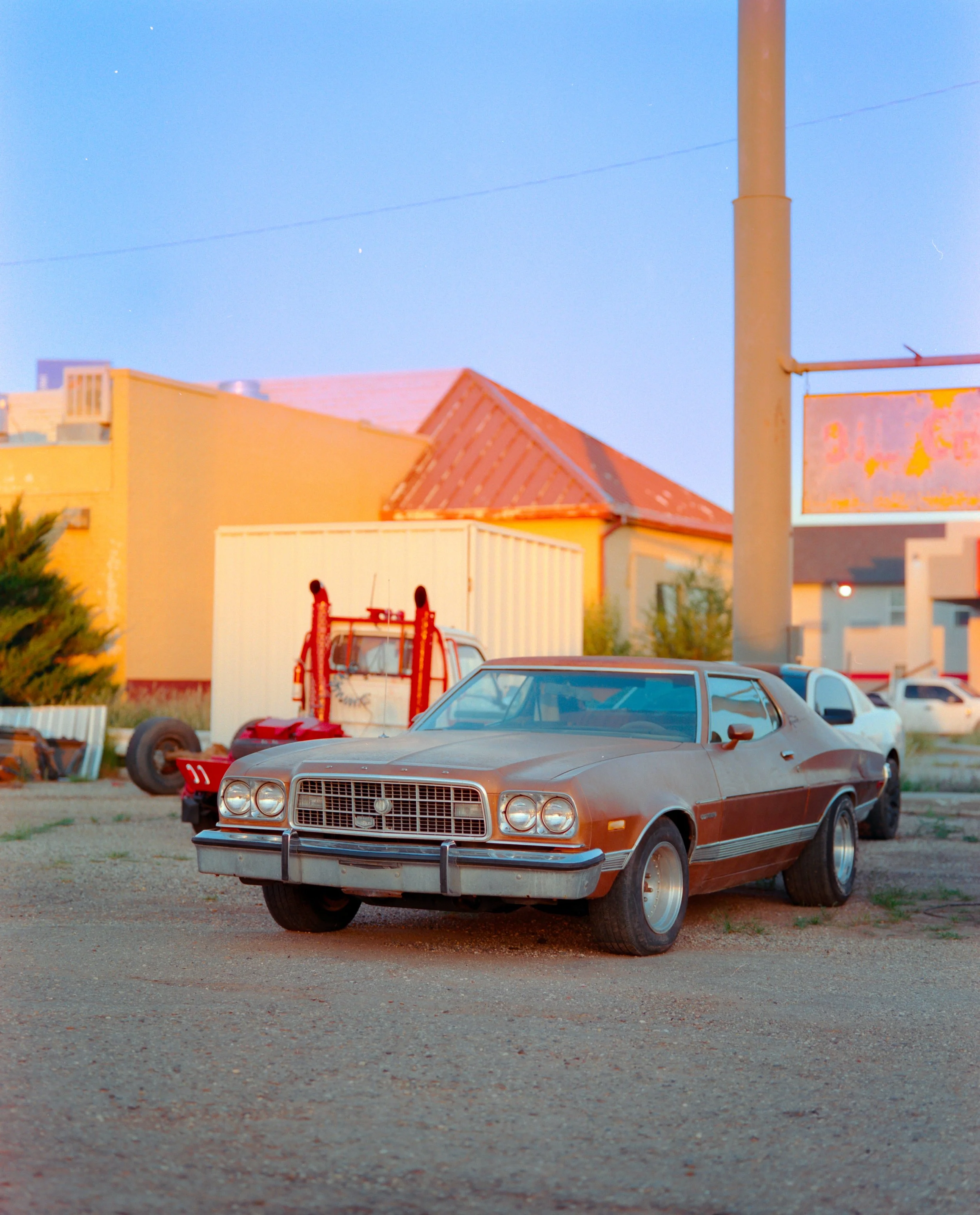 Gulfstream Book.
Tucumcari, New Mexico, USA '25
Camera: Mamiya RB67 Pro SD
Film: Cinestill 400D