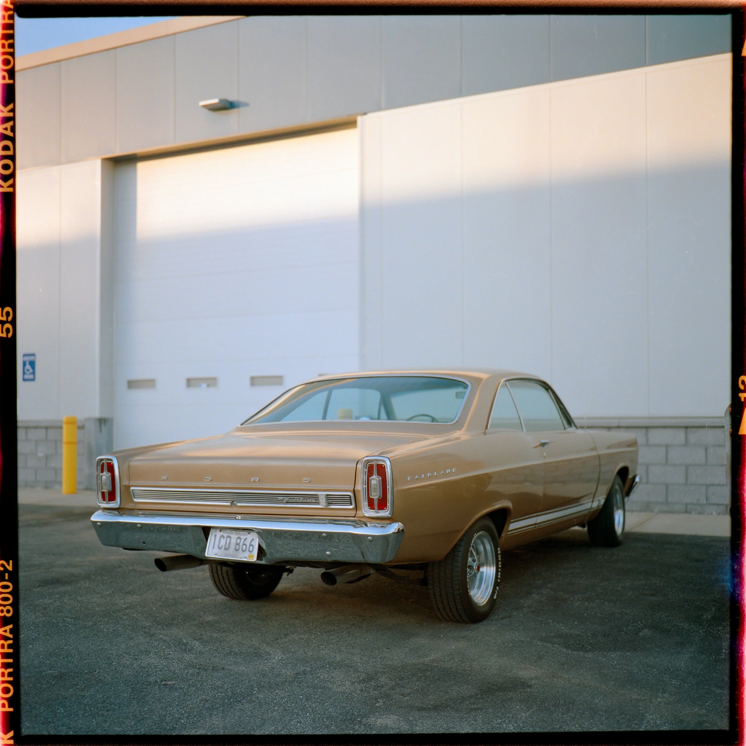 Gulfstream Book.
Newport, RI, USA '25
Camera: Mamiya RB67 Pro SD
Film: Kodak Portra 800