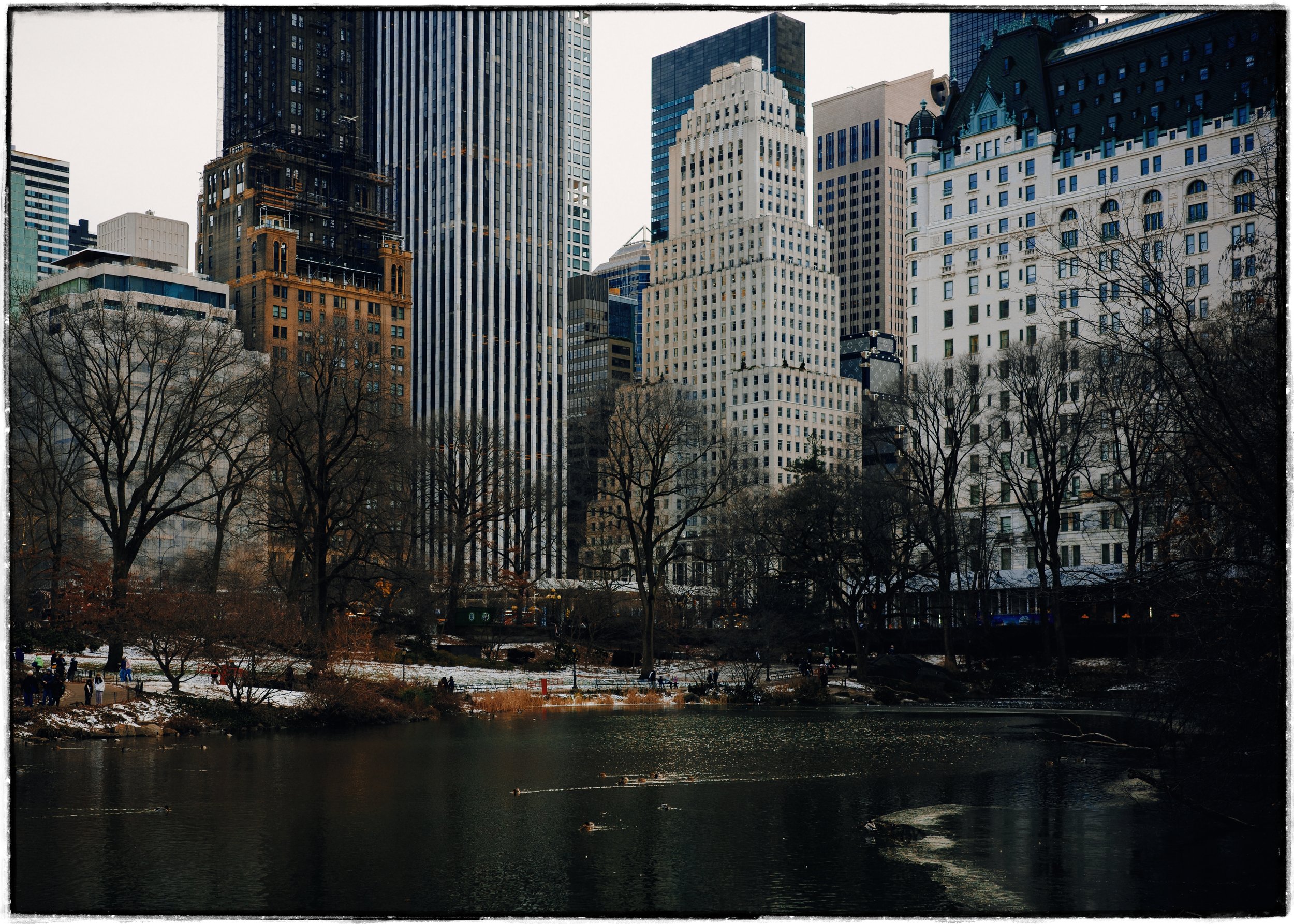 New York 2026
Ricoh GRIIIX