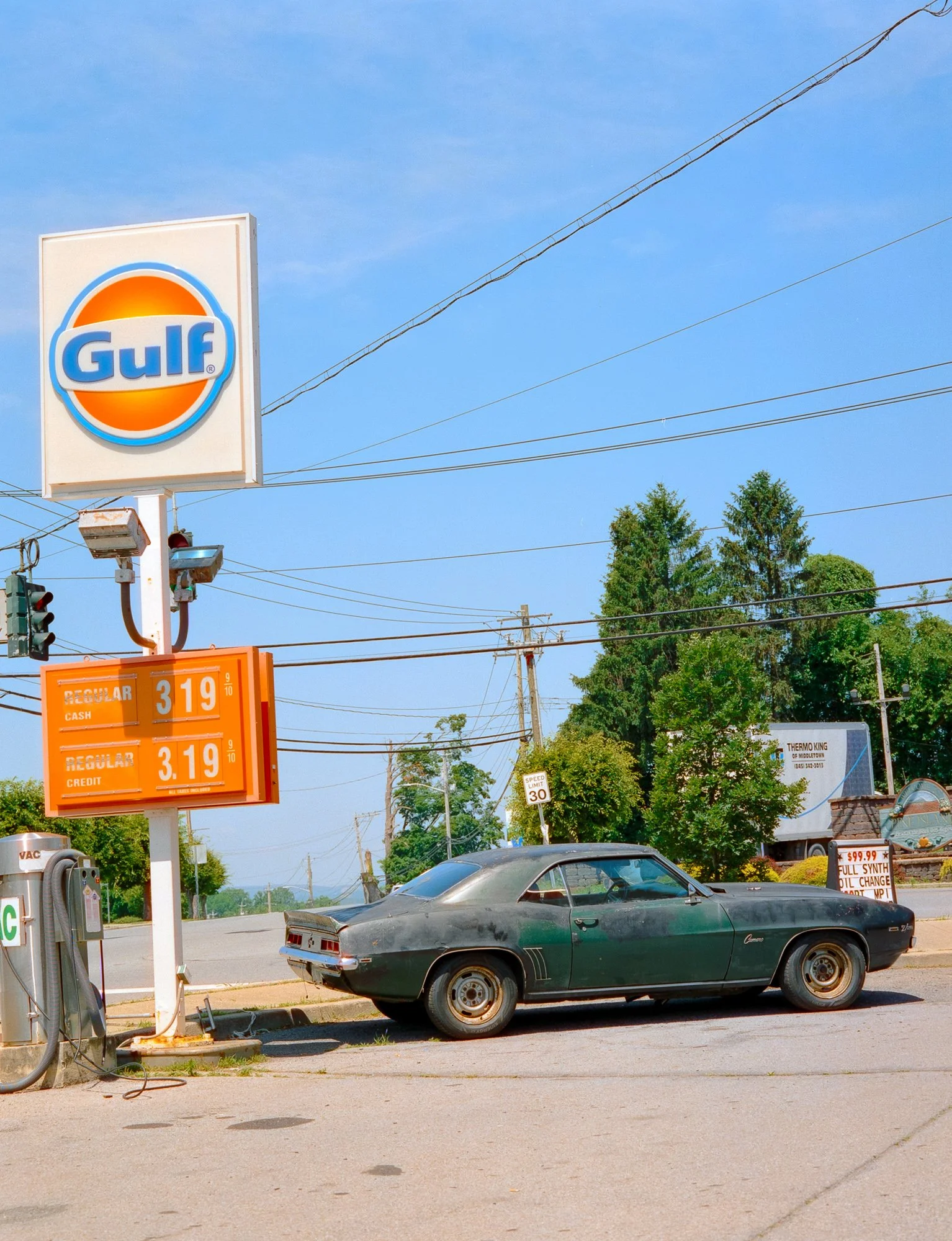 Gulf Advertising '25
New York, USA
Camera: Mamiya RB67 Pro SD
Film: Cinestill 800T
