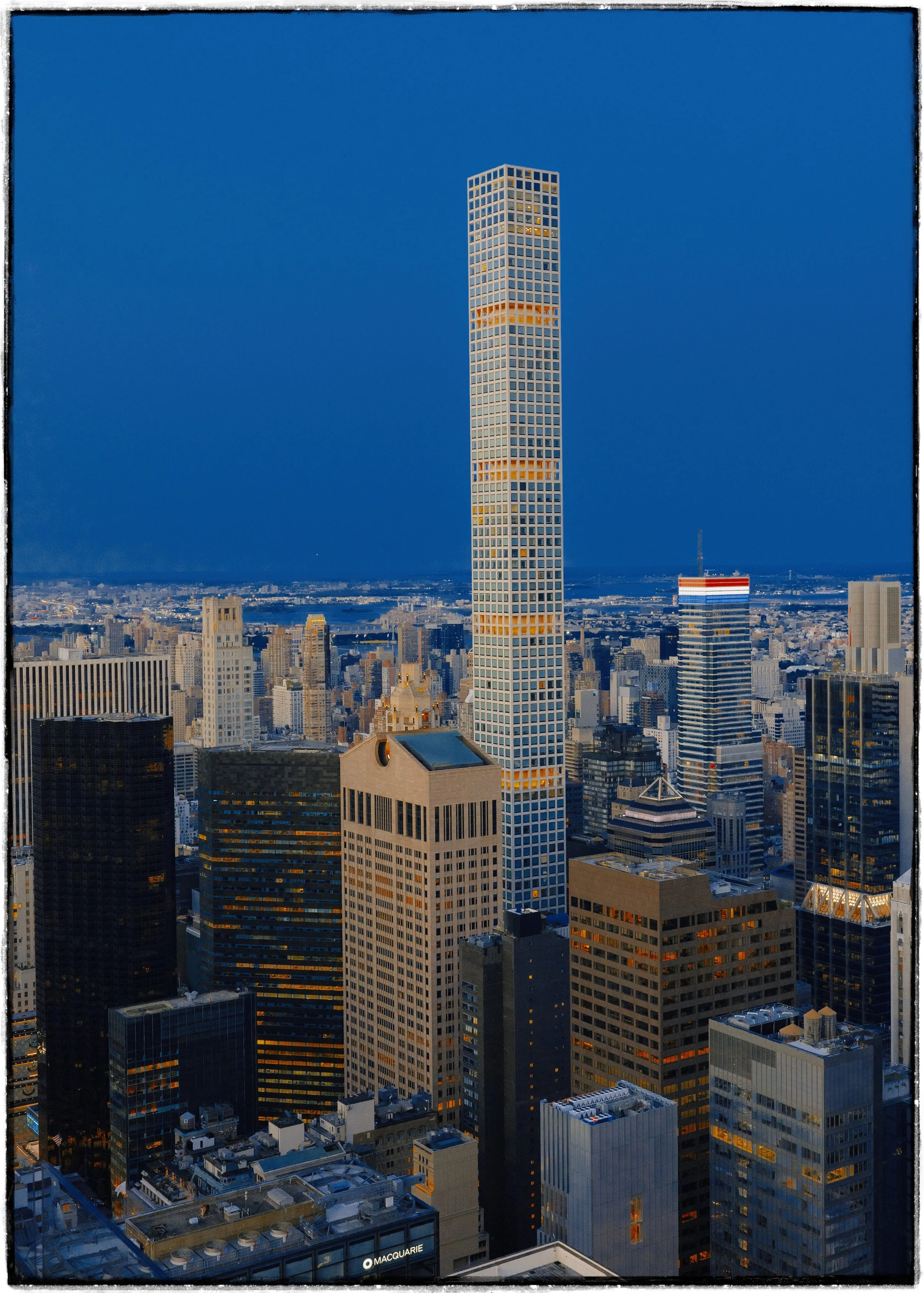 New York 2026
Ricoh GRIIIX