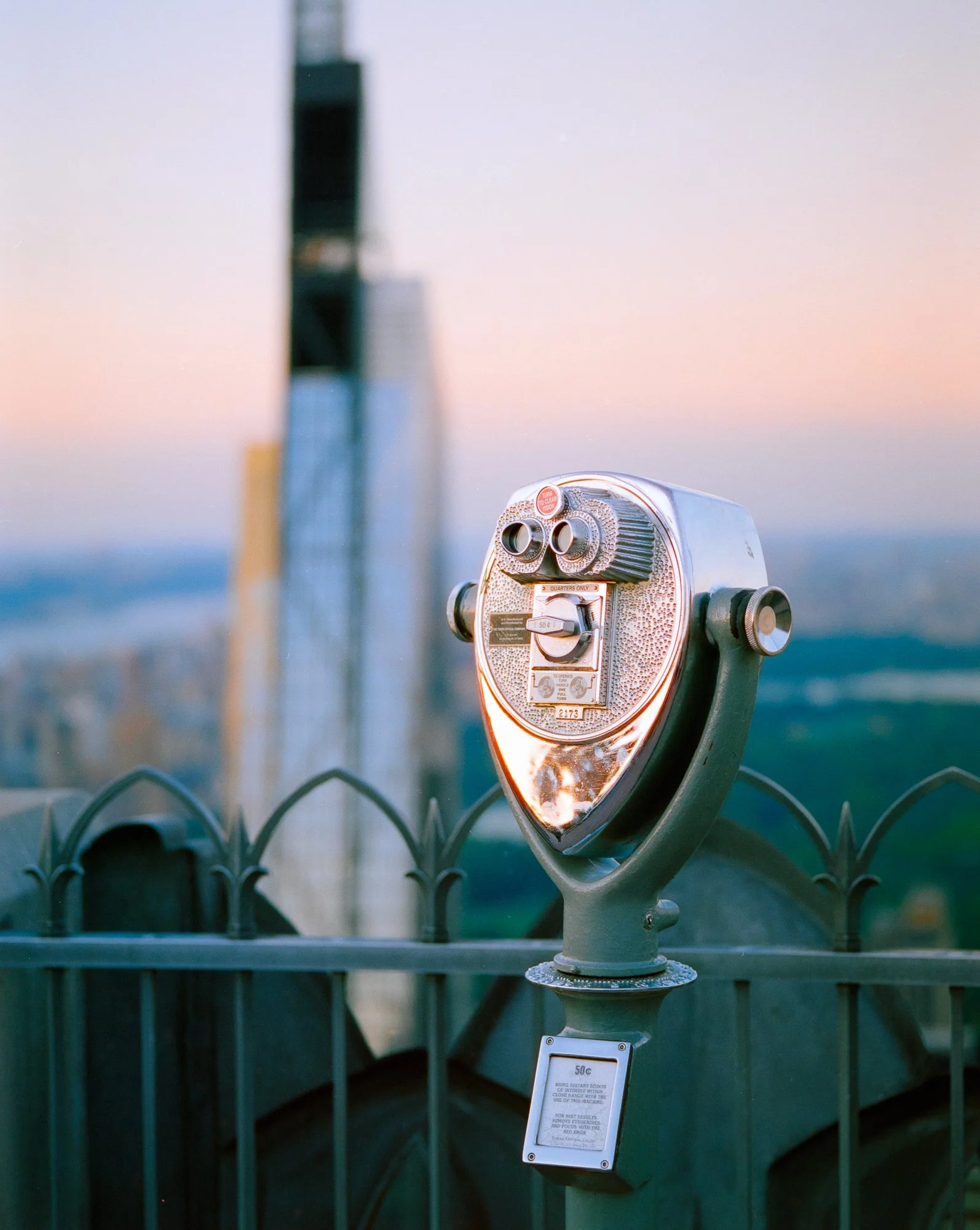 Gulfstream Book.
New York, USA '25
Camera: Mamiya RB67 Pro SD
Film: Cinestill 800T

