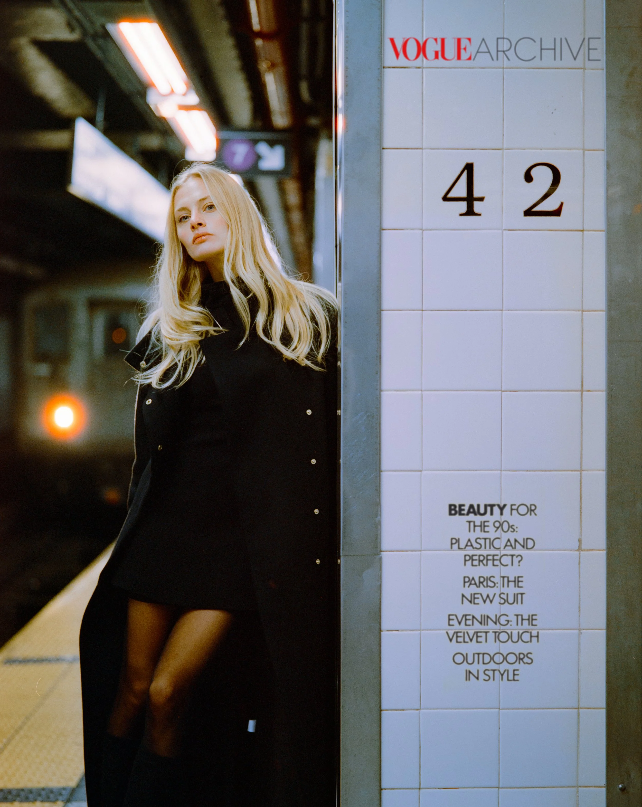 Vogue archive 90's tribute
New York, USA
Camera: Mamiya RB67 PRO SD
Film: Cinestill 800T