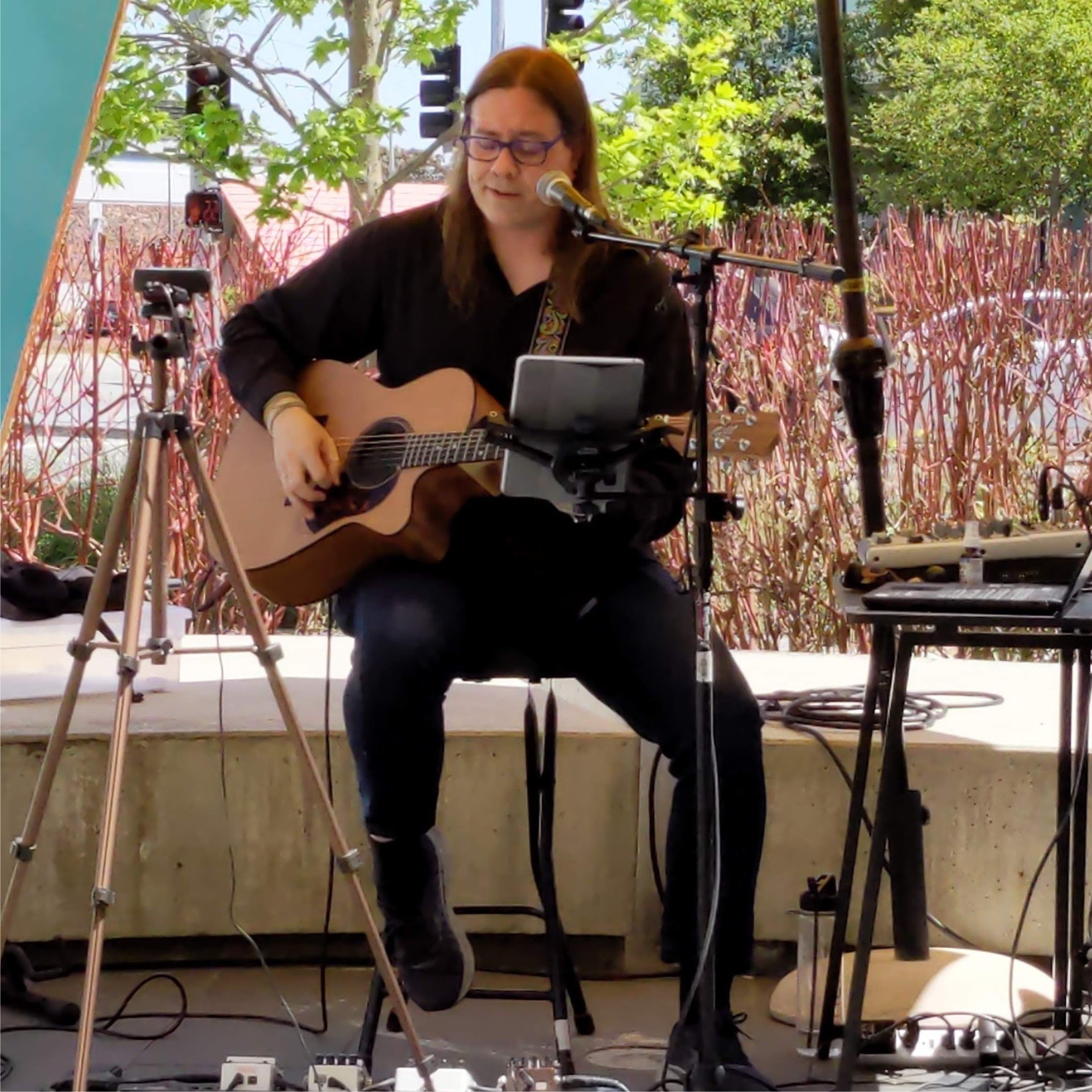 Live Music in the Beer Garden - Rick Sanders