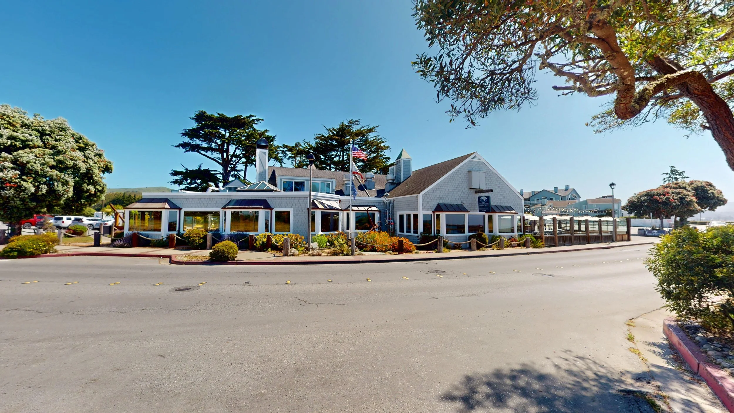 Half-Moon-Bay-Brewing-Photos (High-Res)25.jpg