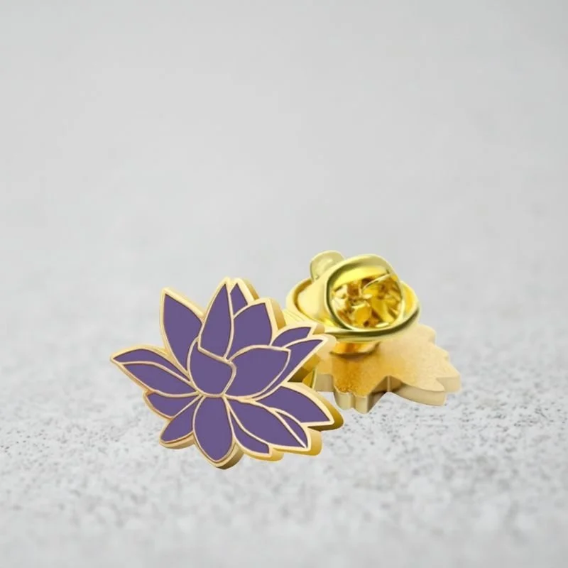 Pin’s et insignes personnalisés, objets identitaires pour fédérer une communauté ou une marque.