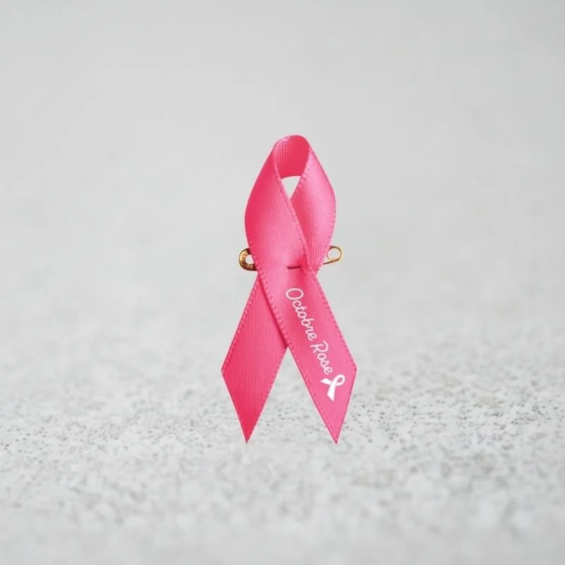 Ruban personnalisé en satin ou gros-grain, accessoire décoratif et promotionnel pour emballages cadeaux et événements.