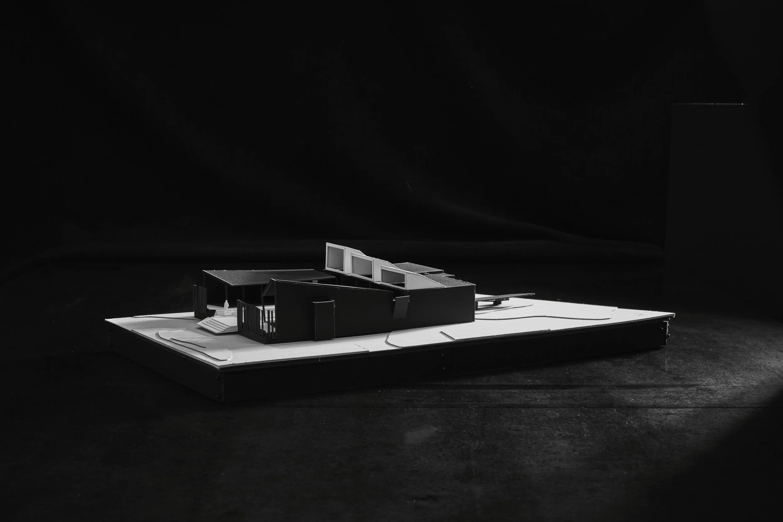 BRANCH STUDIO_CASA X_MODEL_PETER CLARKE_03.jpg