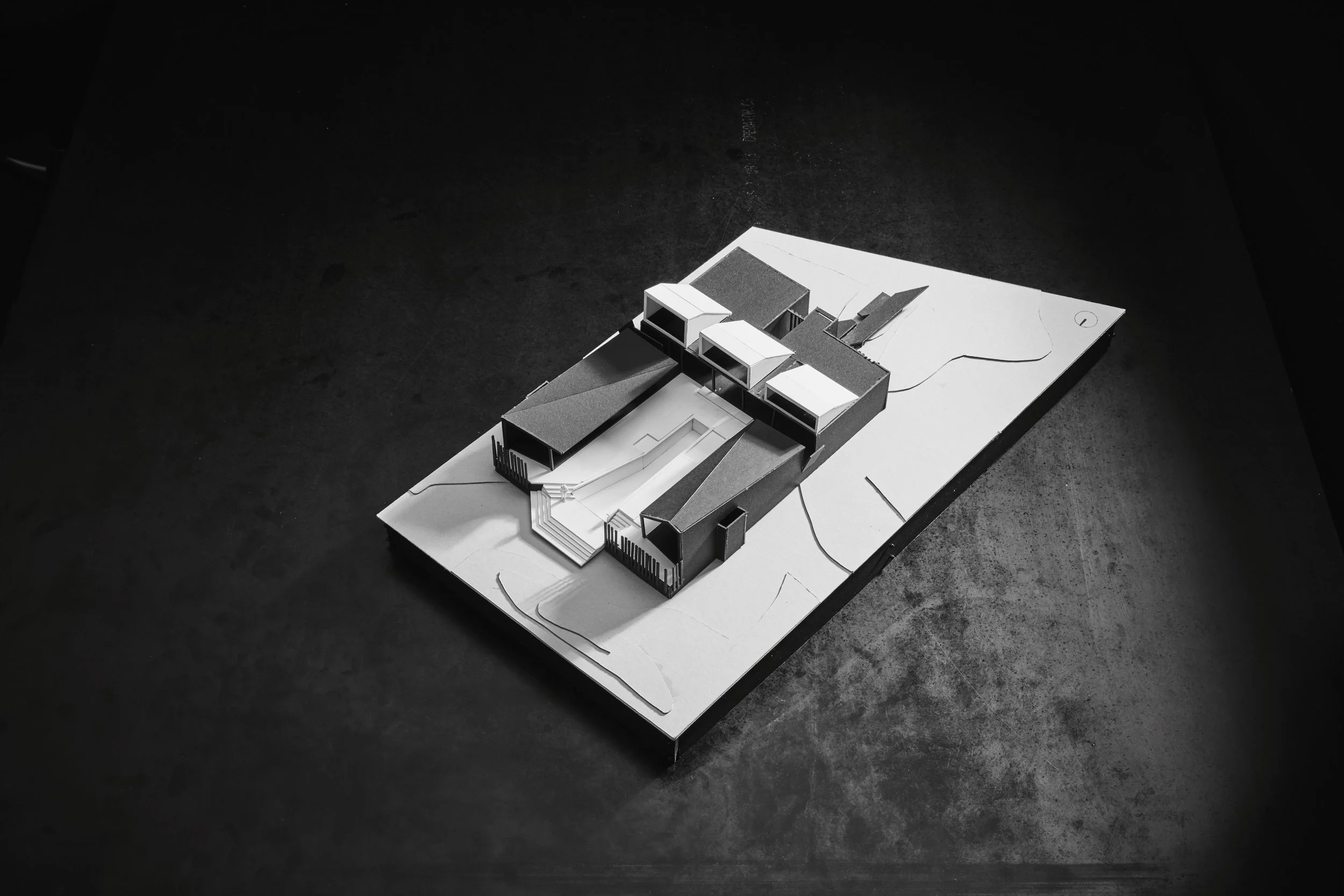 BRANCH STUDIO_CASA X_MODEL_PETER CLARKE_05.jpg