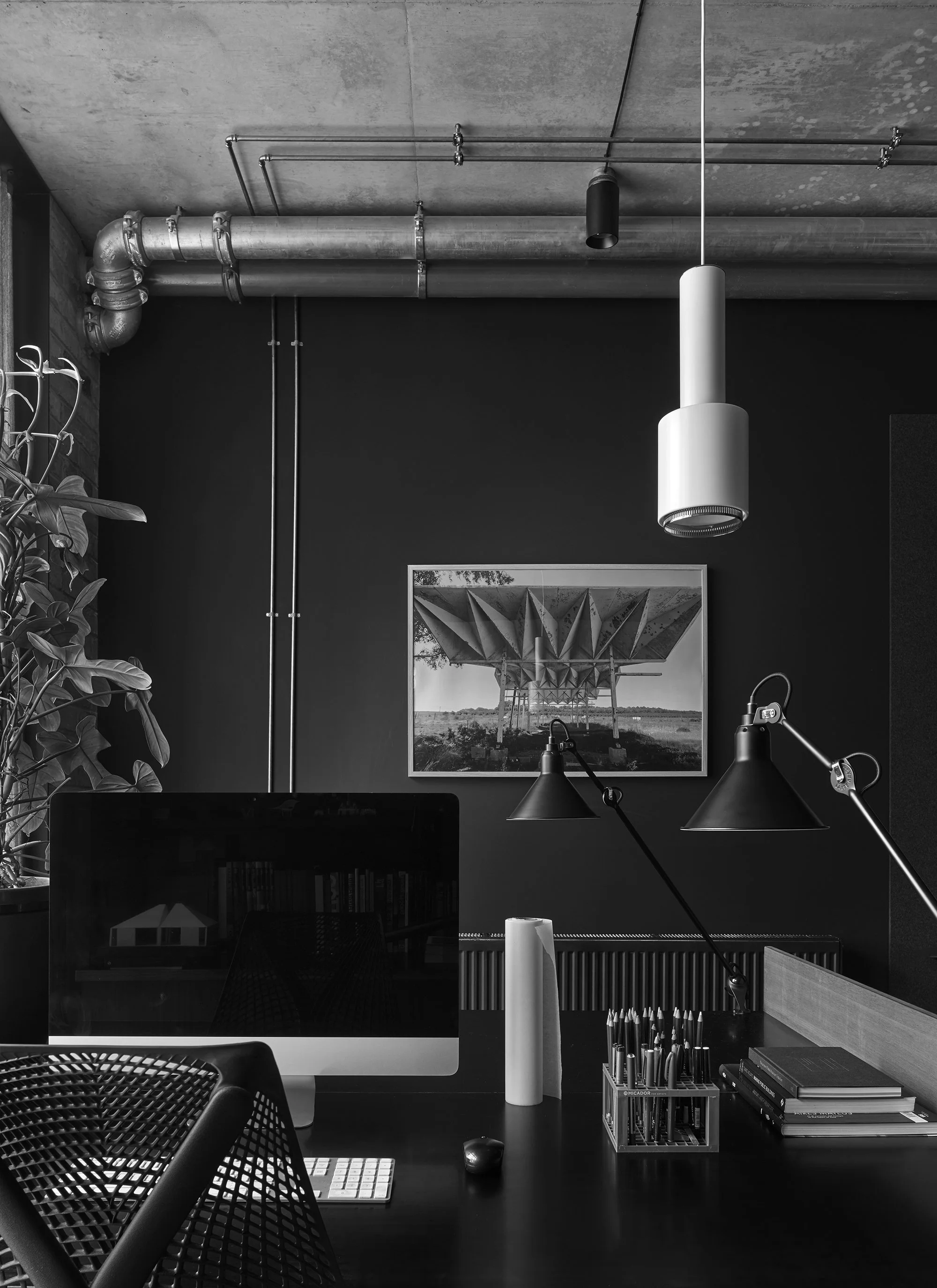 Branch_Studio_Office_0424_CROP_BLKWHITE.jpg