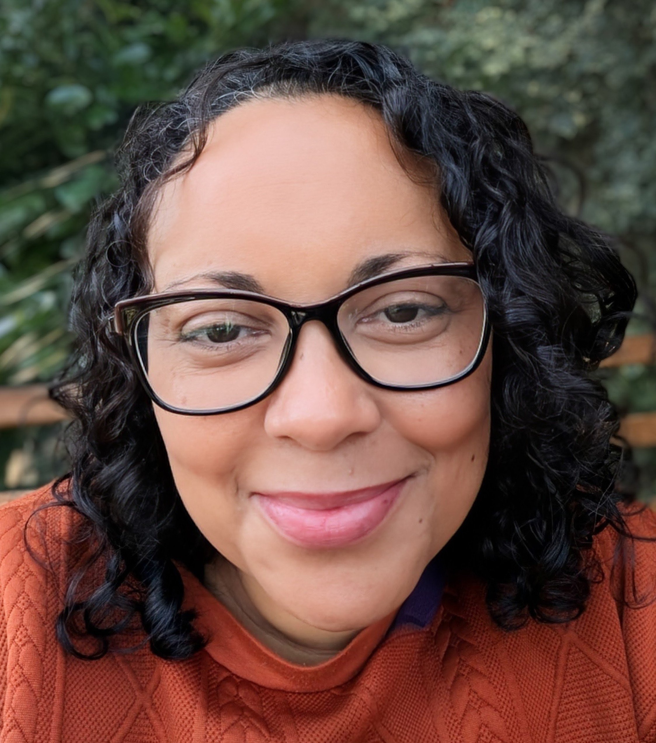 Rachael B - Substack Indie Author