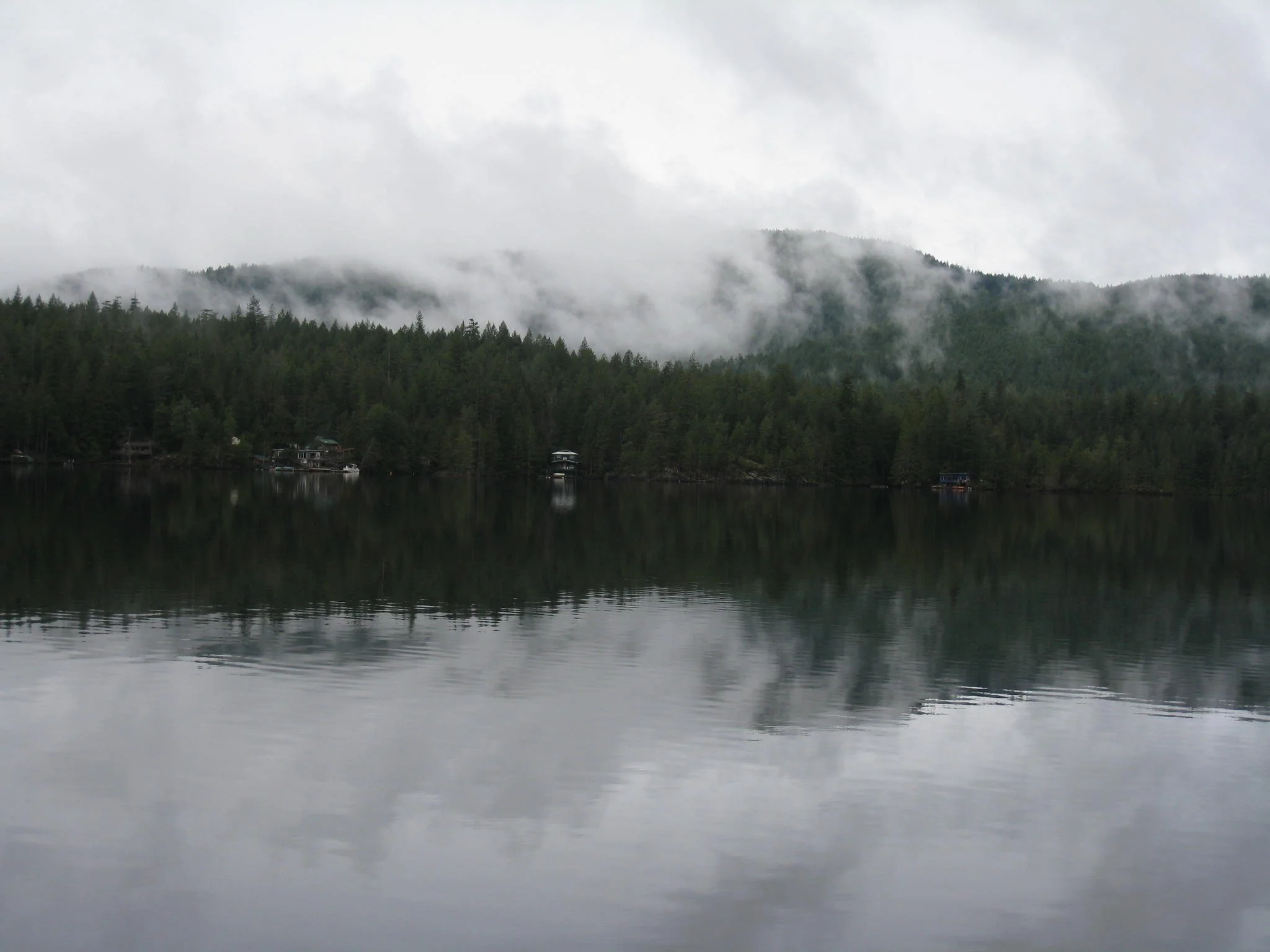 Sakinaw Lake