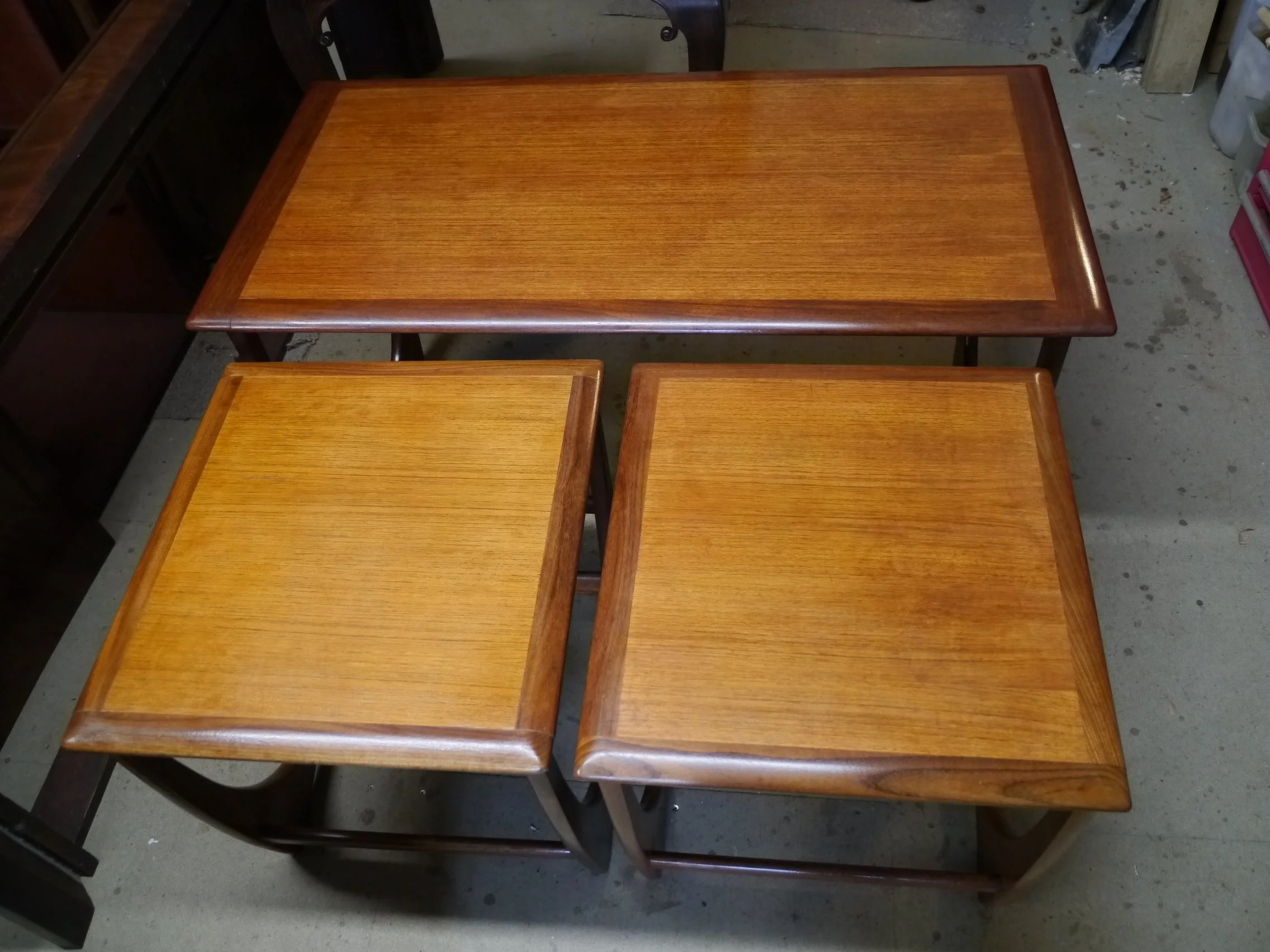 修復後　時間はかかりましたがほぼ全てのシミを取り除きました。