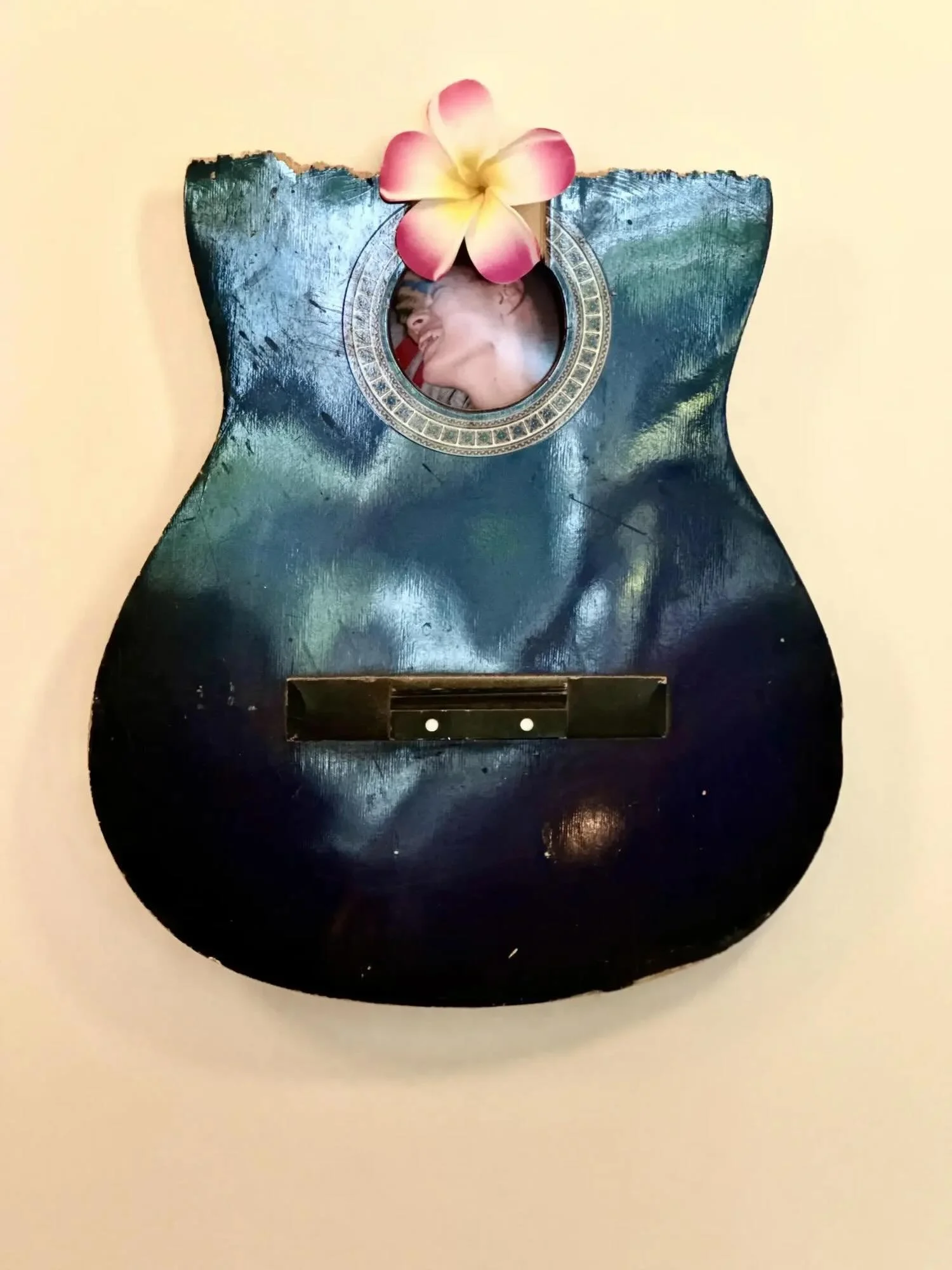 24.9.23  Is Made From A Photo 

From 1997 That Was Taken One Wild Night 

In My Apartment In New York City, 

An Old Guitar Cover I Found On The Street

And A Hair Clip Of My Favorite Flower. 

When I Look At It,

I See Raw Delight.

Mixed Media Prin