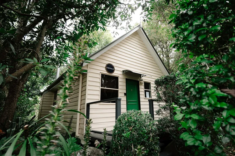 Shambala Estate cottage accommodation on Tamborine Mountain — photograph 1 of 55.