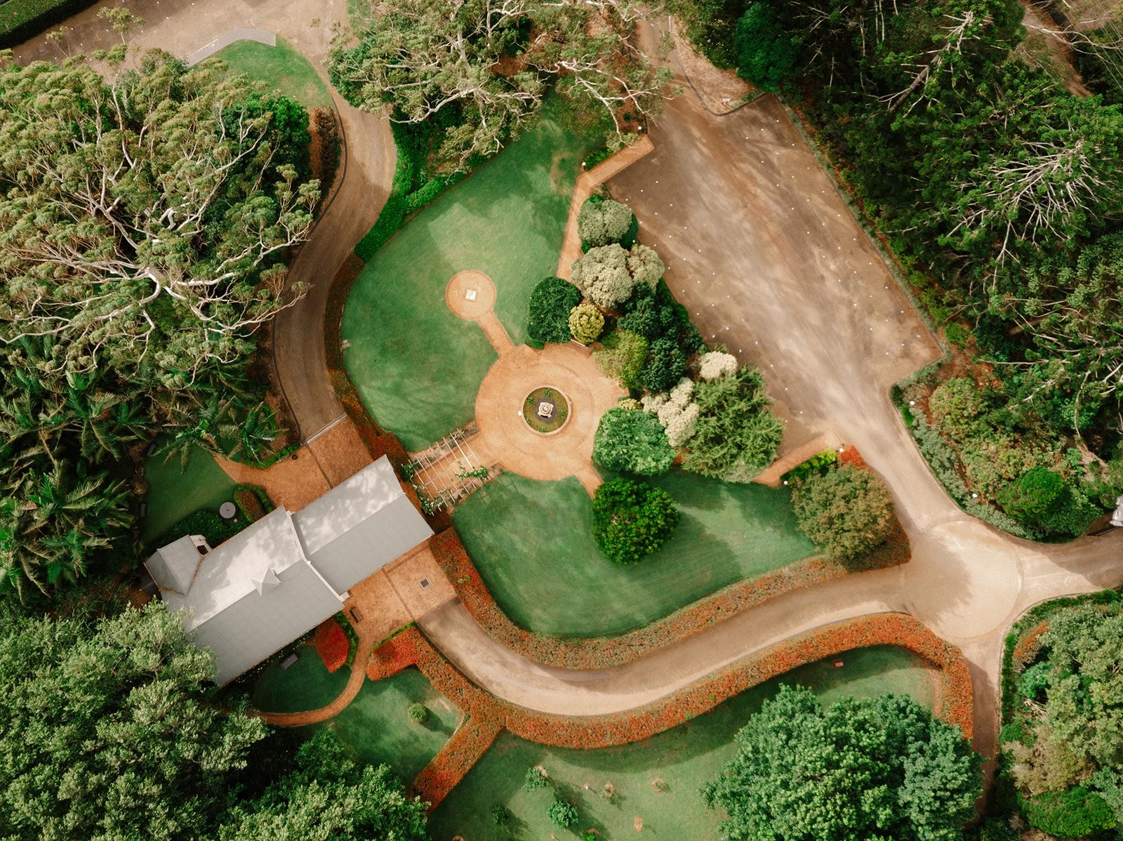 We are in absolute awe of these beautiful images of the estate captured by @danielfaintphoto 🤍

Every time we look through them we&rsquo;re reminded how grateful we are for this place and for the close knit group of vendors, creatives and friends we