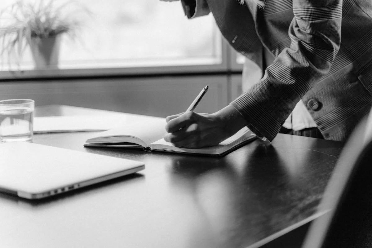 5 Reasons To Write a CEO Book