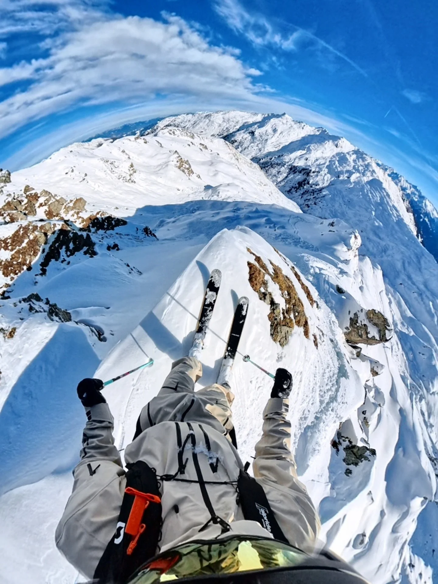 Screenies from testing angles &amp; ND filters w/ the @insta360de X5 🤗 Loving the results already! If you have any questions about insta360 products or how I use them, feel free to drop questions in the comments ☺️