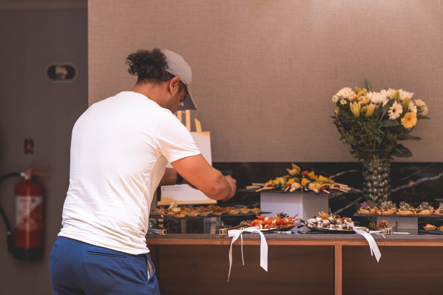 Traiteur et private chef à domicile pour dîner privé, buffet ou réception à Cannes, Nice, Monaco, Antibes, Saint-Tropez et toute la Côte d’Azur. Saveurs locales et service personnalisé.