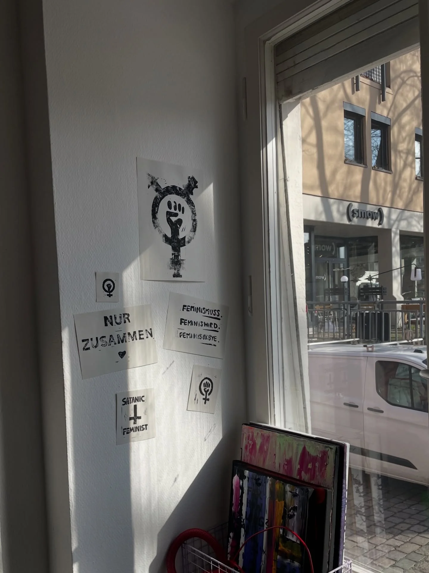 Yoga und Meditation sind nicht so deins oder du freust dich einfach &uuml;ber zus&auml;tzliche Entspannungsmomente? Hast du Lust deine ganz individuelles Motiv als Linolschnitt zu gestalten und immer wieder verwenden zu k&ouml;nnen?
Du kannst immer w