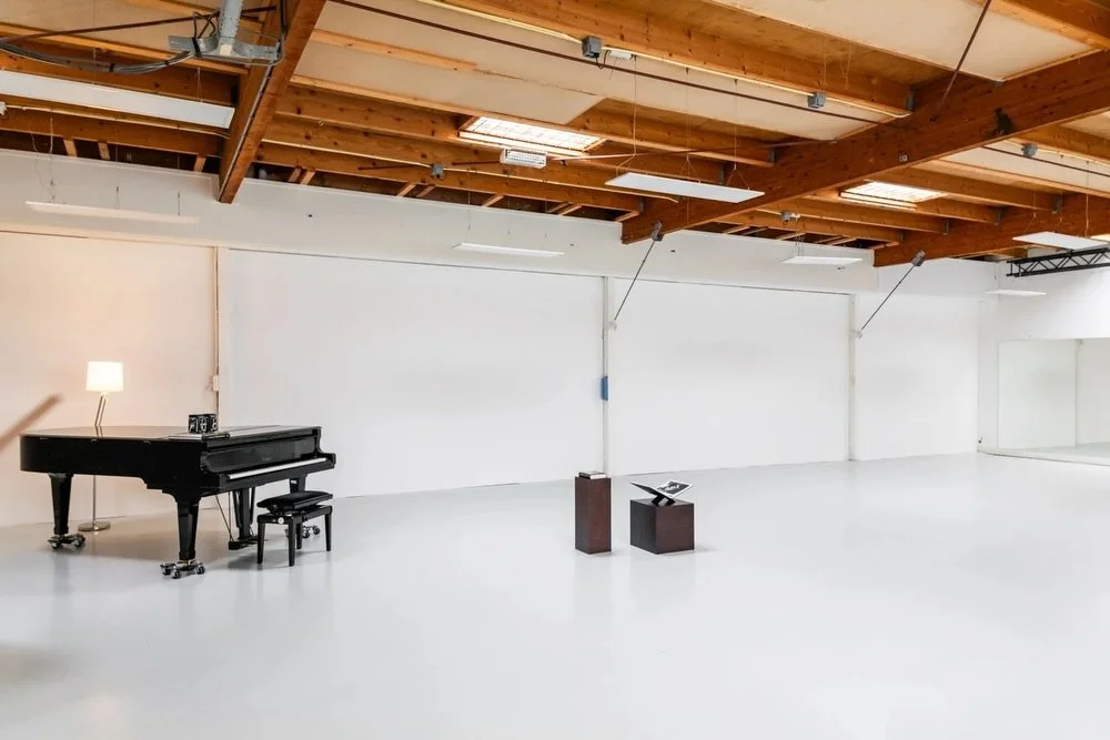 Imagine yourself in this beautiful space, just one week from now 🤍

A serene, light-filled setting where we slow down, move with intention, connect deeply and begin the year consciously.

This is where Heaven Society comes to life.
A weekend to rese