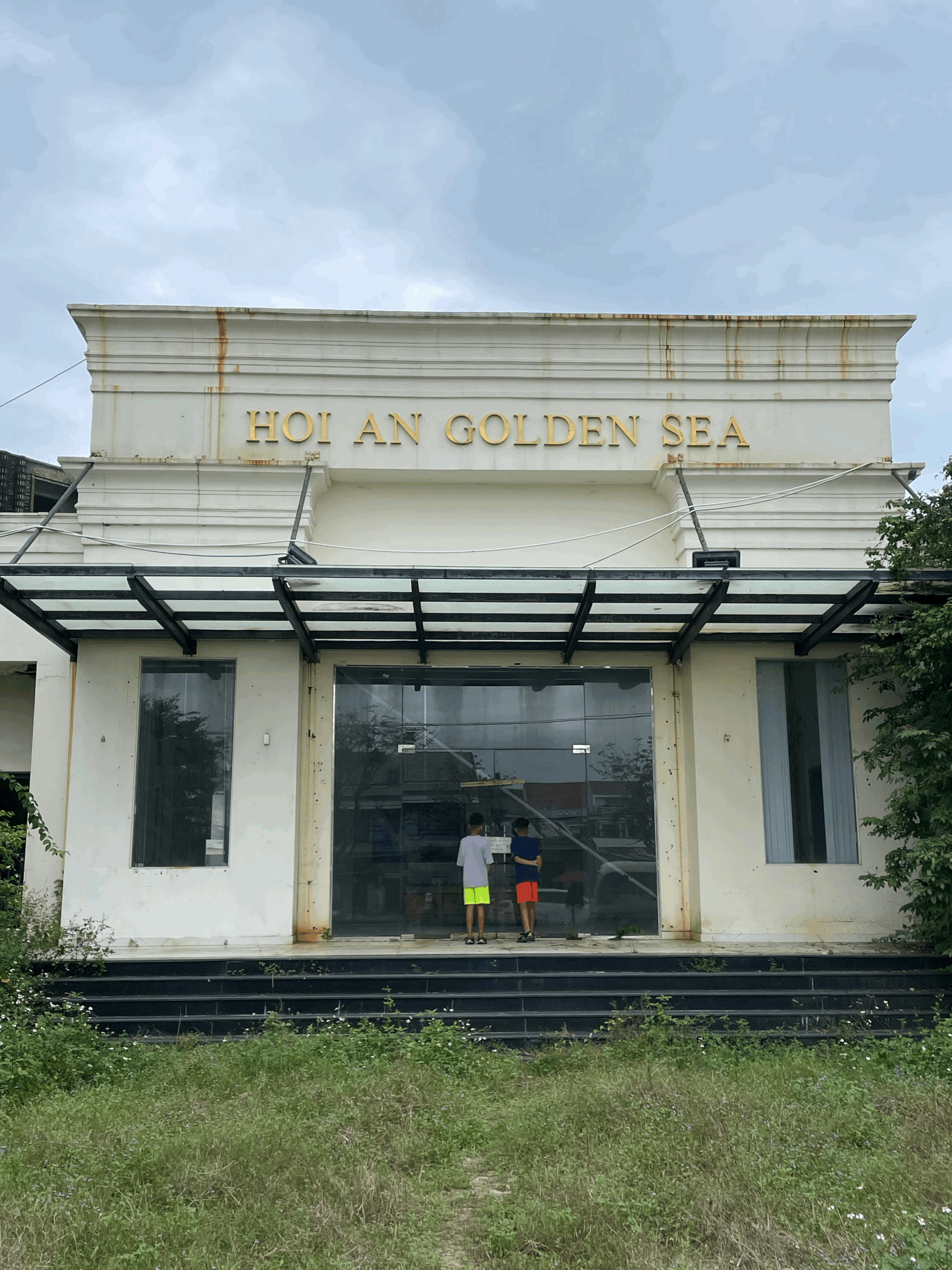 Ghost Buildings in Vietnam: Tourism, Western Influx, and Cultural Erosion in Hoi An