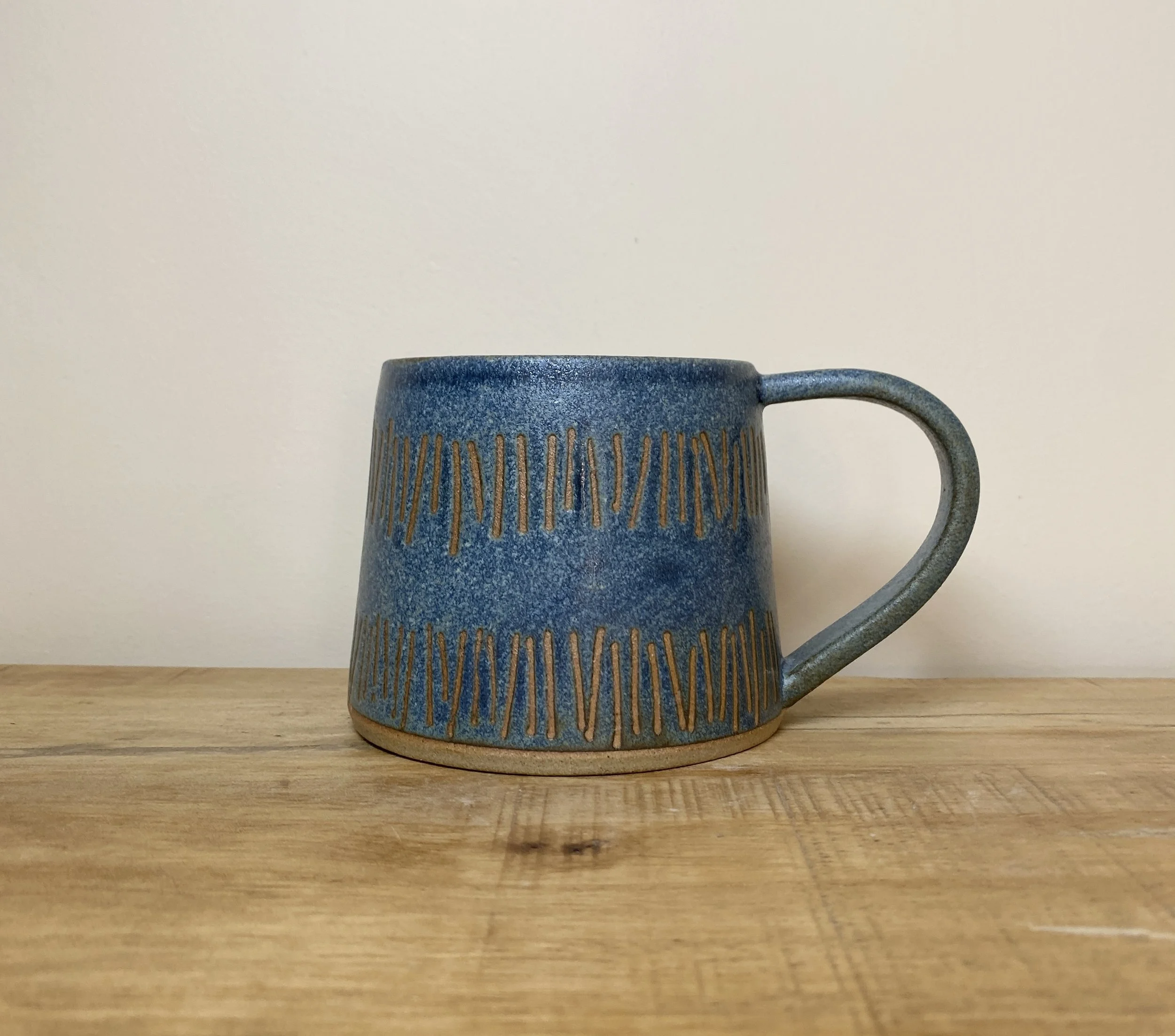 Blue line mug - variant 1