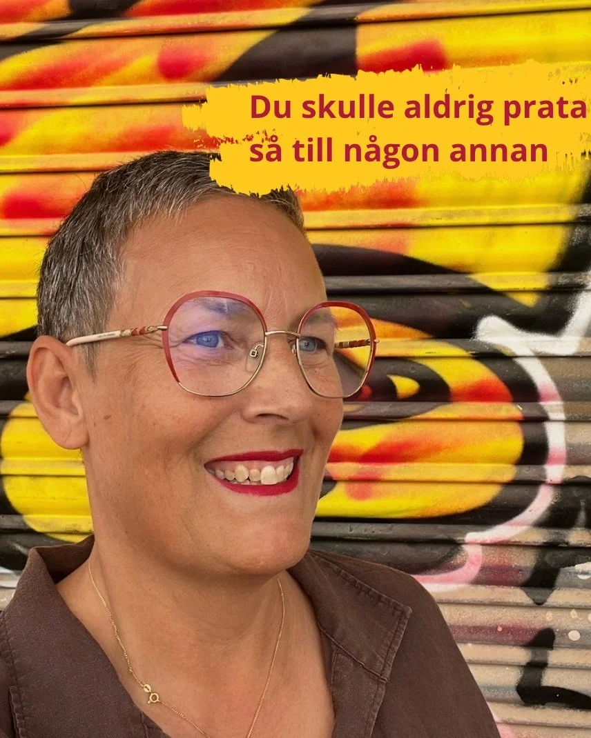 Du gl&ouml;mmer att skicka ett dokument som du lovat. "Hur kan du vara s&aring; slarvig?" 

Ett m&ouml;te g&aring;r inte som du t&auml;nkt. "Du borde ha f&ouml;rberett dig b&auml;ttre." 

Du &auml;r tr&ouml;tt en eftermiddag. &quo
