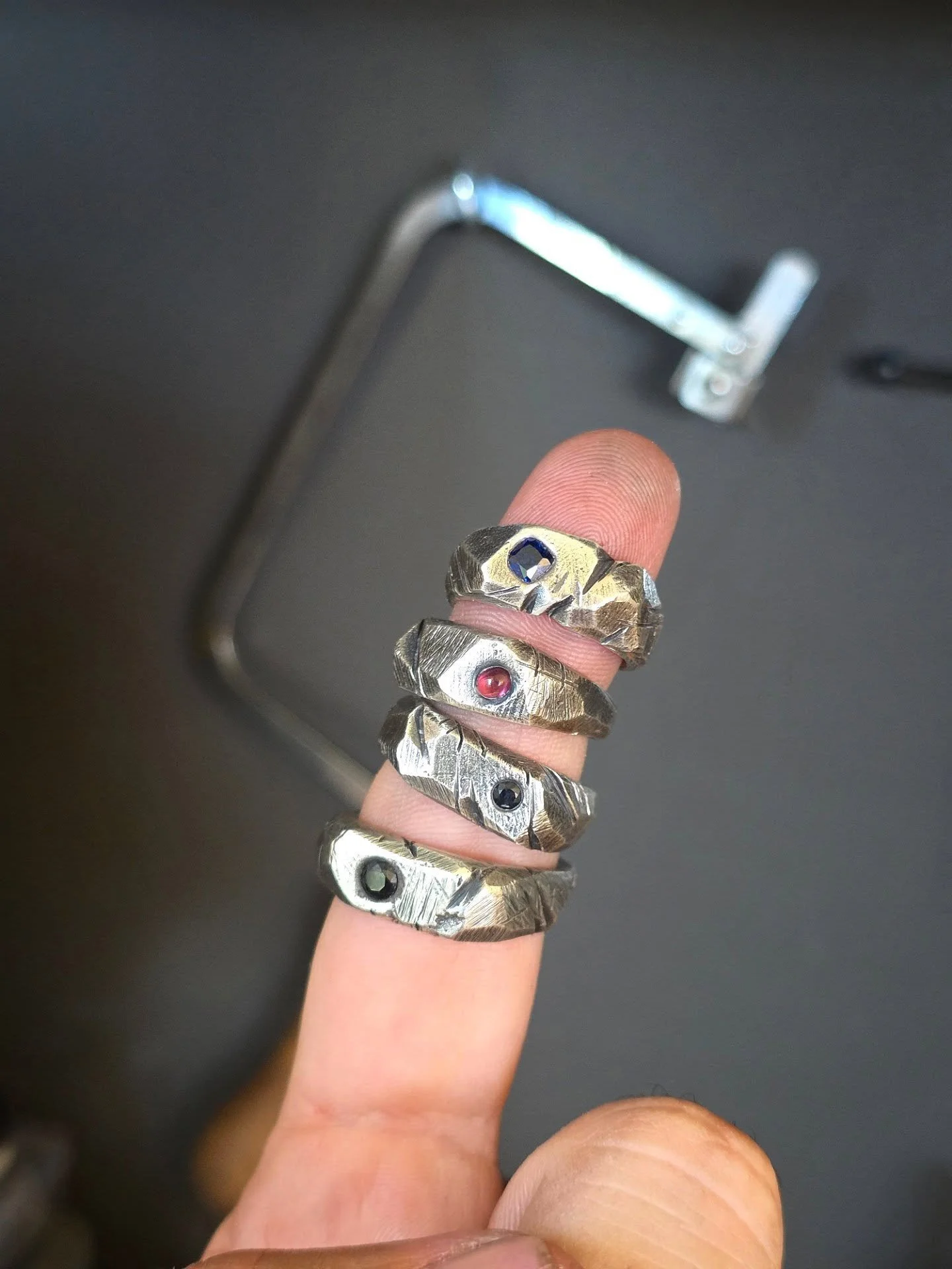 Dropping a couple more of these baddies online this week.
Random cuts. Funky stones. Blackened metal.
Get at me for your very own custom Kaos ring ✌️