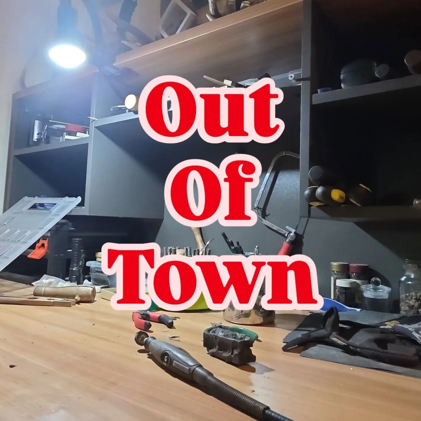 Hey legends!!
Just putting a little FYI post up, that I will be away from my workshop between the 6th - 20th of April!
I've got some exciting interstate travels to do.

Ill still be posting, and available on my DMs though :)

 Also, any ready to ship