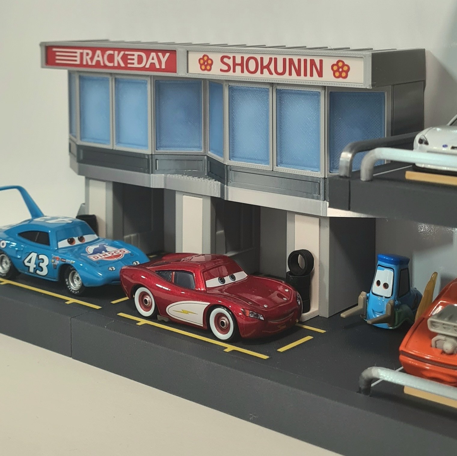 Track Day diorama