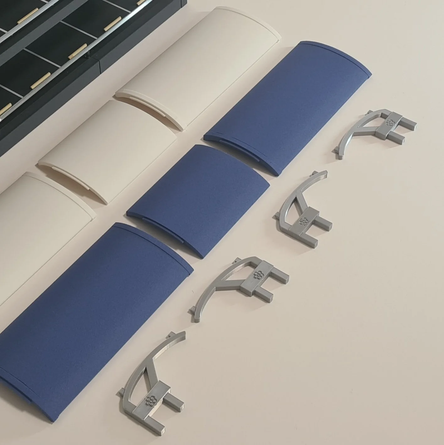 carpark shokunin diorama modular model car display.jpg