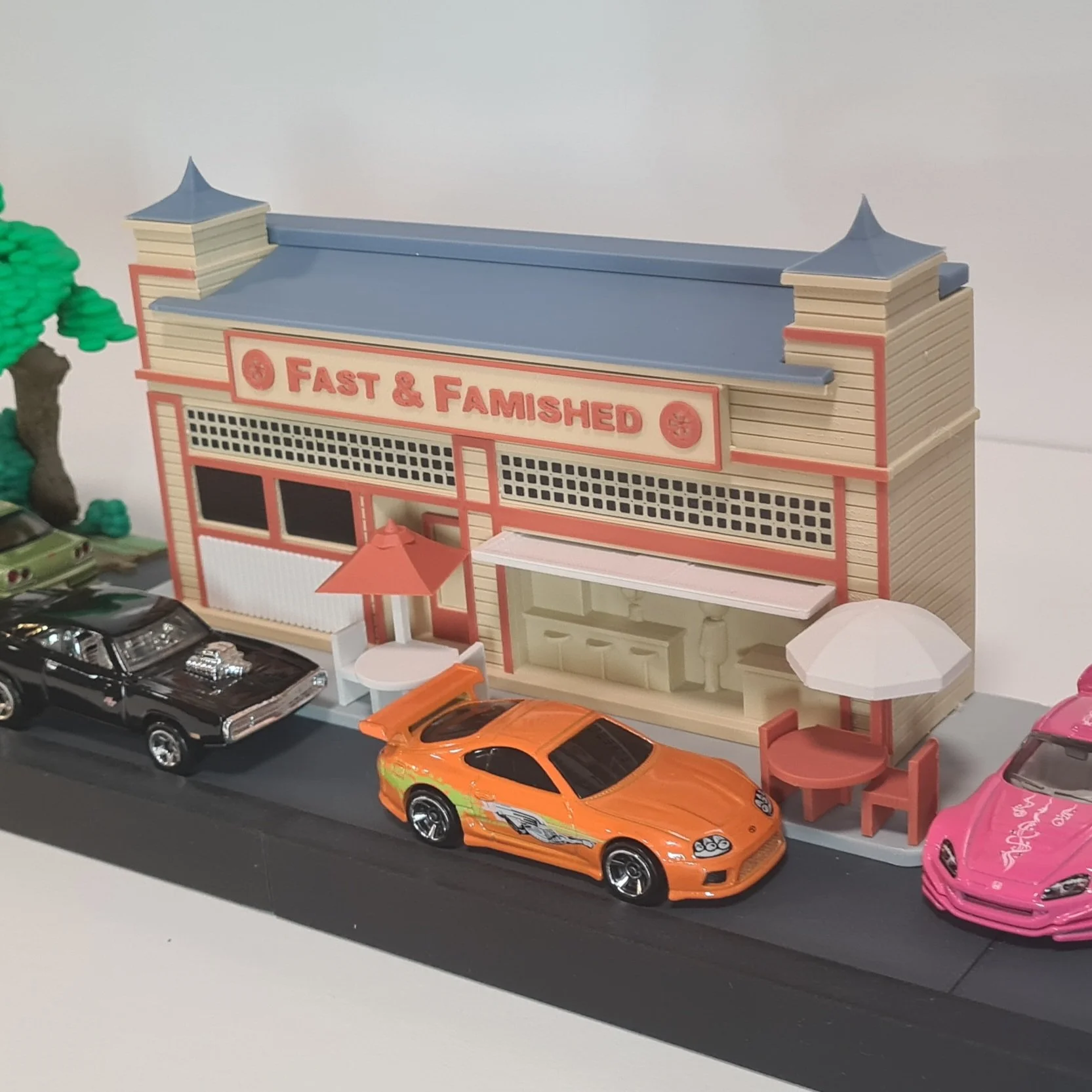 Fast & Famished diorama
