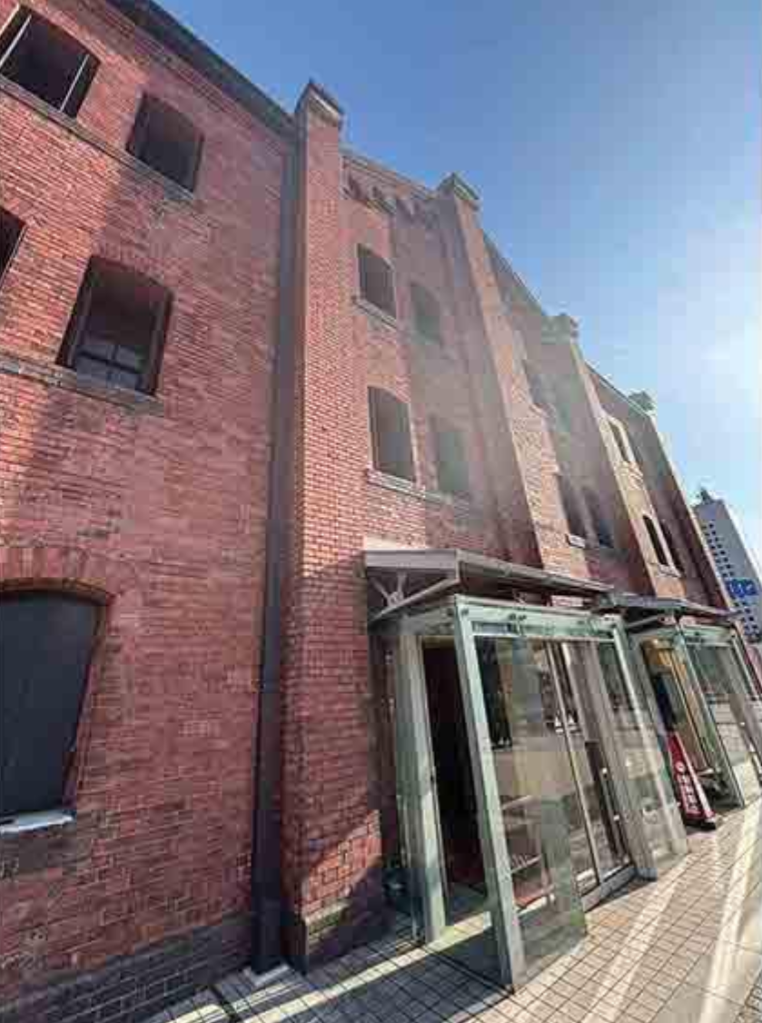 https://japan.stripes.com/travel/red-brick-warehouse-yokohama.html
