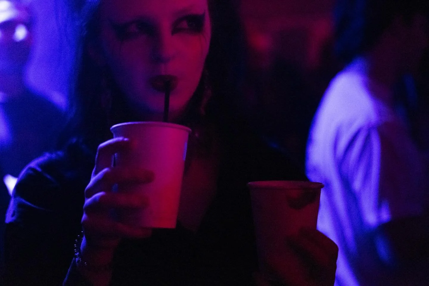Ghouls Just Want to Have Fun

From 'No Tears'

📸 myself

#gothic #gothicfashion
