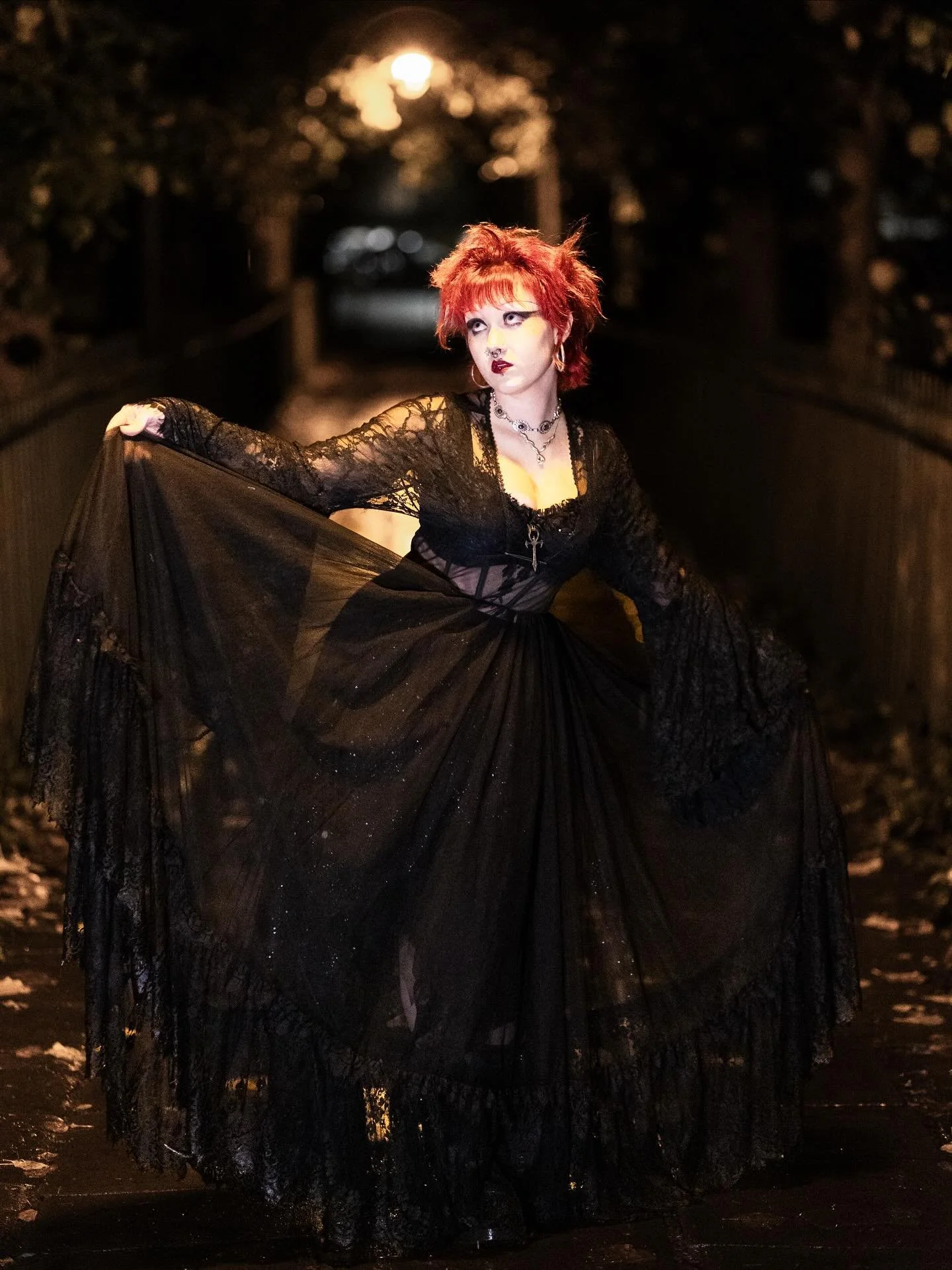 Made Us For Yourself

From 'No Tears'

📸 myself

#gothic #gothicfashion #fashionphotography