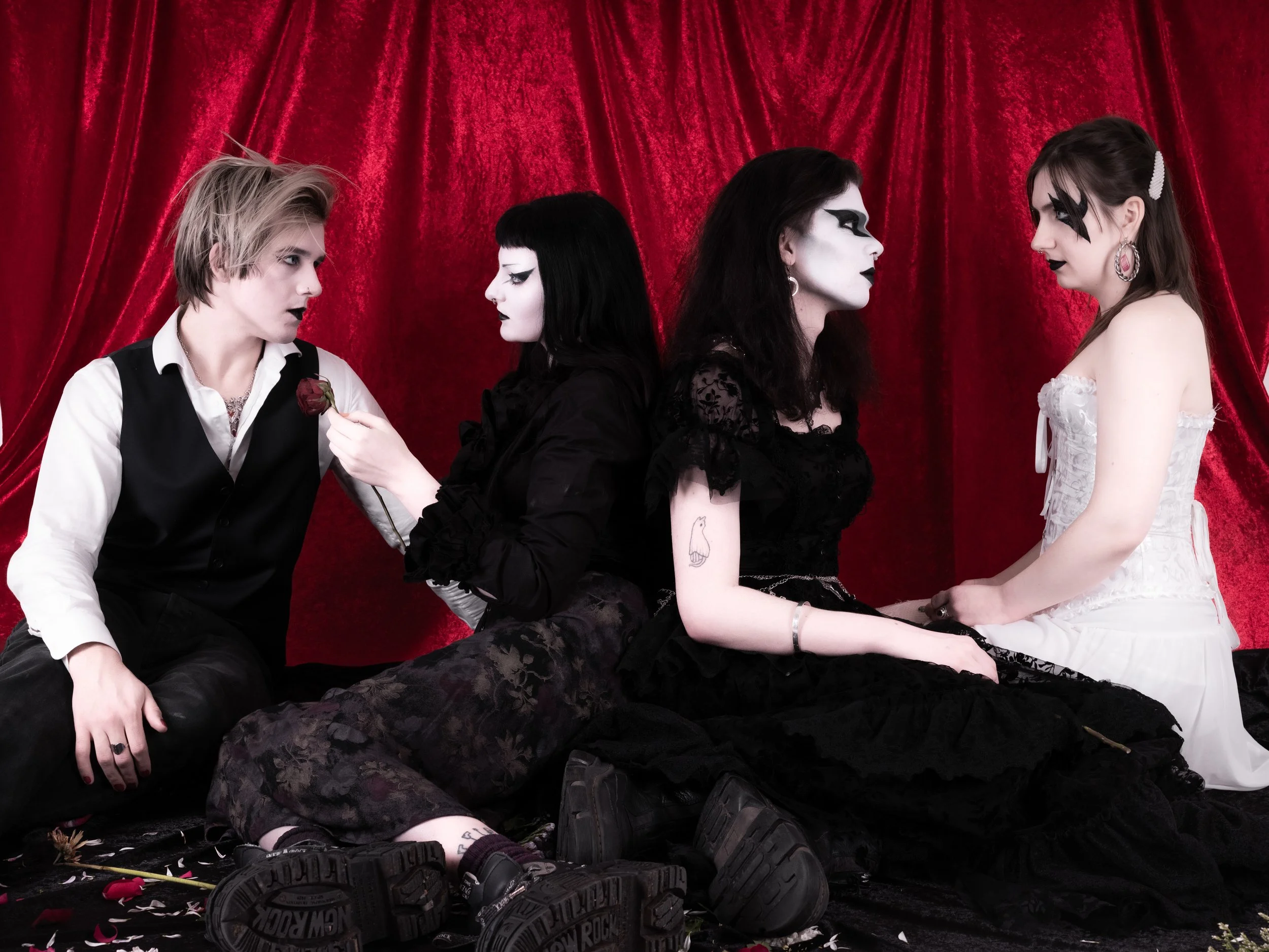 Eyes that Search a Broken Heart.JPG