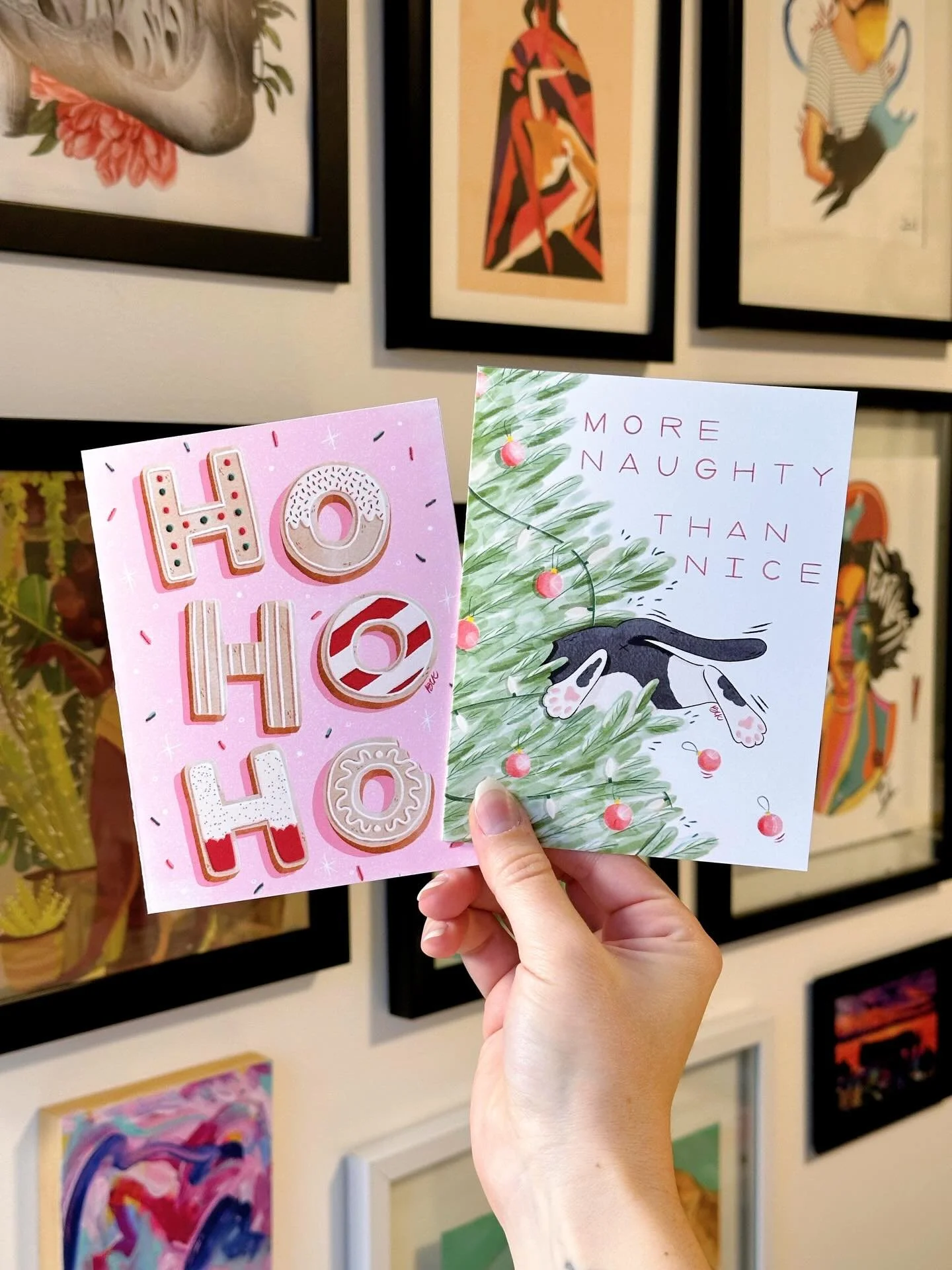 Novos cart&otilde;es de natal 😍🎄

Vou levar eles pra feirinha de natal da @lamarotte_locale que acontece nesse final de semana!

Eles tamb&eacute;m est&atilde;o dispon&iacute;veis na minha loja no Etsy 🥰
.
New Christmas cards! 😍🎄

I&rsquo;ll be 